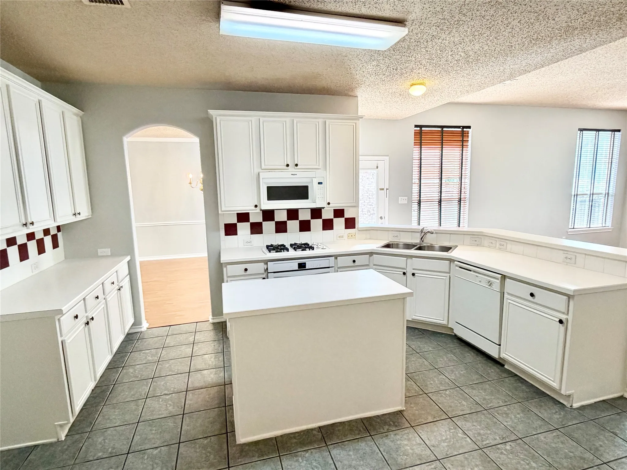 Single Family Residence For Rent in Denton County , 140 Fallkirk Drive, Coppell, Texas 75019, 4 Bedroom, 3 Bathroom, 2 Garage spaces, 2,886 Sqft, built in 1999, mls#21383749, Real Estate Agent in Coppell, Homes For Rent in Denton county, Homes For Rent in Coppell, Realtor in Coppell Texas, Real Estate Brokerage Independent Realty Texas, Luminita Cordes Realtor