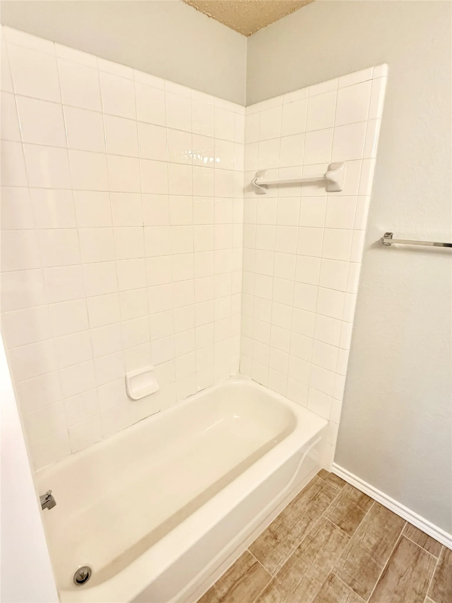 Single Family Residence For Rent in Denton County , 140 Fallkirk Drive, Coppell, Texas 75019, 4 Bedroom, 3 Bathroom, 2 Garage spaces, 2,886 Sqft, built in 1999, mls#21383749, Real Estate Agent in Coppell, Homes For Rent in Denton county, Homes For Rent in Coppell, Realtor in Coppell Texas, Real Estate Brokerage Independent Realty Texas, Luminita Cordes Realtor