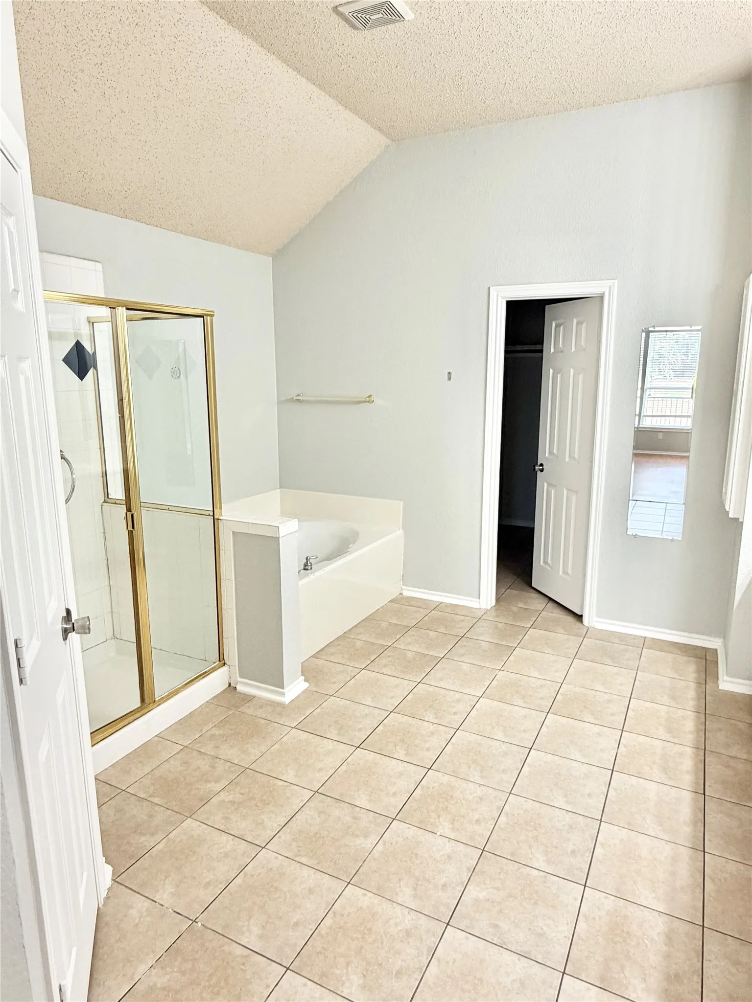 Single Family Residence For Rent in Denton County , 140 Fallkirk Drive, Coppell, Texas 75019, 4 Bedroom, 3 Bathroom, 2 Garage spaces, 2,886 Sqft, built in 1999, mls#21383749, Real Estate Agent in Coppell, Homes For Rent in Denton county, Homes For Rent in Coppell, Realtor in Coppell Texas, Real Estate Brokerage Independent Realty Texas, Luminita Cordes Realtor