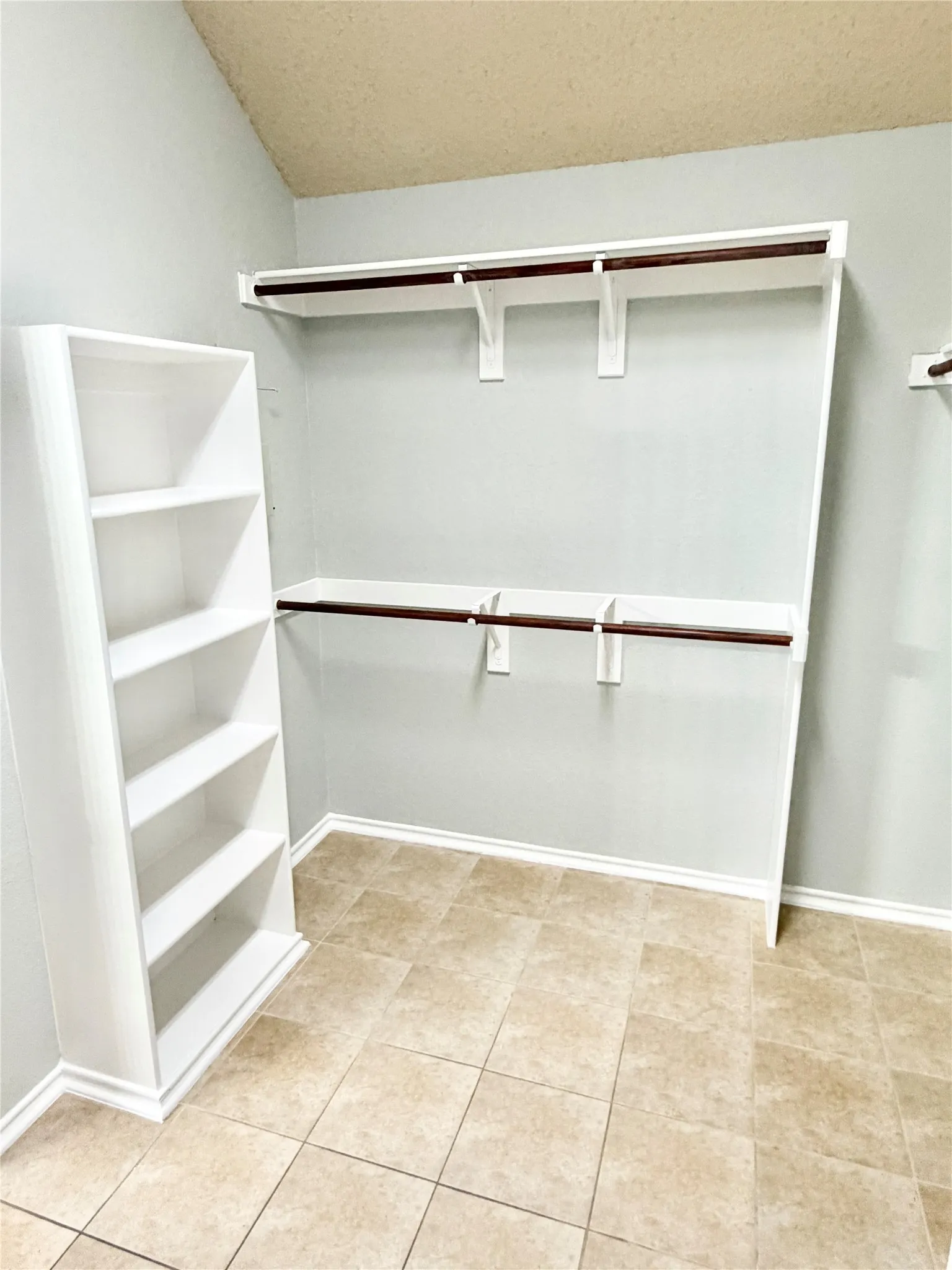 Single Family Residence For Rent in Denton County , 140 Fallkirk Drive, Coppell, Texas 75019, 4 Bedroom, 3 Bathroom, 2 Garage spaces, 2,886 Sqft, built in 1999, mls#21383749, Real Estate Agent in Coppell, Homes For Rent in Denton county, Homes For Rent in Coppell, Realtor in Coppell Texas, Real Estate Brokerage Independent Realty Texas, Luminita Cordes Realtor