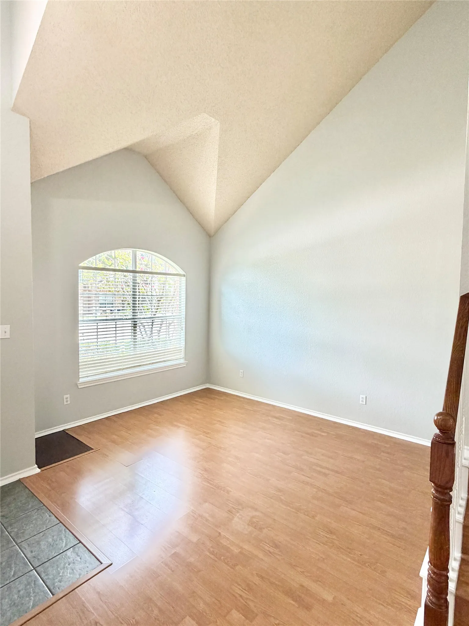 Single Family Residence For Rent in Denton County , 140 Fallkirk Drive, Coppell, Texas 75019, 4 Bedroom, 3 Bathroom, 2 Garage spaces, 2,886 Sqft, built in 1999, mls#21383749, Real Estate Agent in Coppell, Homes For Rent in Denton county, Homes For Rent in Coppell, Realtor in Coppell Texas, Real Estate Brokerage Independent Realty Texas, Luminita Cordes Realtor