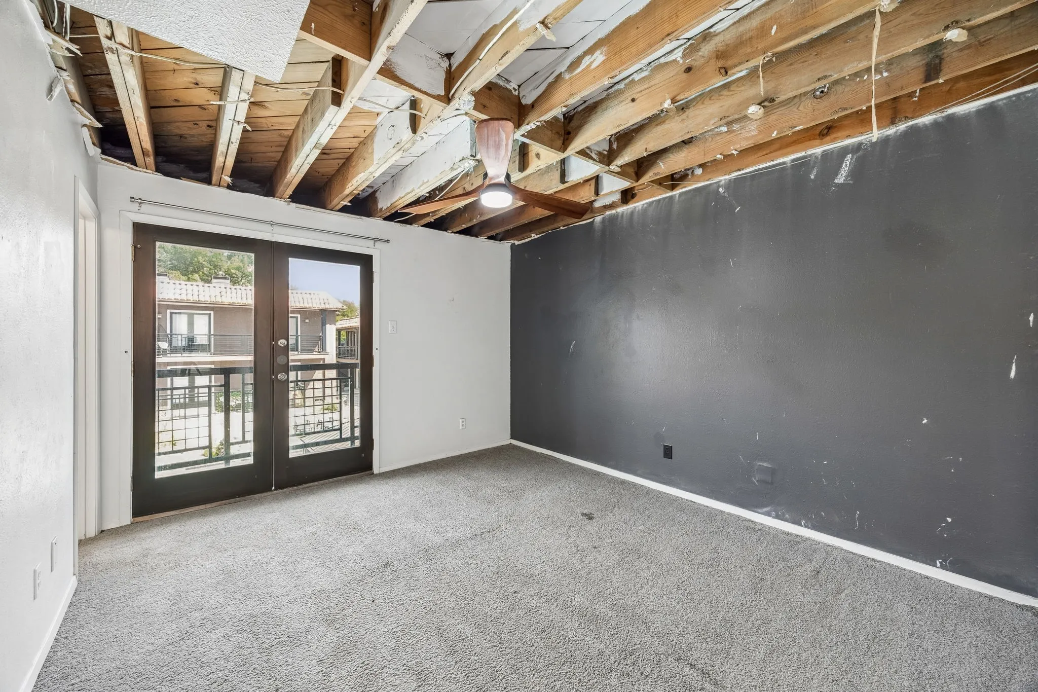 Condominium For Sale in Dallas County , 5926 Sandhurst Lane 224, Dallas, Texas 75206, 2 Bedroom, 2 Bathroom, Garage spaces, 1,046 Sqft, built in 1967, mls#21384050, Real Estate Agent in Dallas, Homes For Sale in Dallas county, Homes For Sale in Dallas, Realtor in Dallas Texas, Real Estate Brokerage Independent Realty Texas, Luminita Cordes Realtor