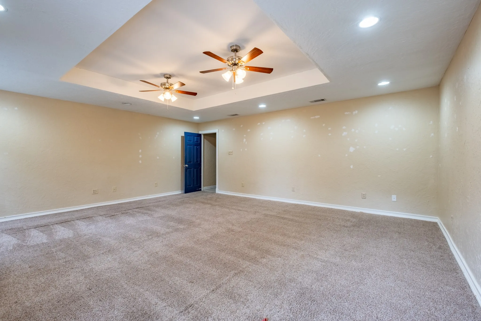 Single Family Residence For Sale in Tarrant County , 156 S Pearson, Keller, Texas 76248, 4 Bedroom, 3 Bathroom, 3 Garage spaces, 3,041 Sqft, built in 1972, mls#21384071, Real Estate Agent in Keller, Homes For Sale in Tarrant county, Homes For Sale in Keller, Realtor in Keller Texas, Real Estate Brokerage Independent Realty Texas, Luminita Cordes Realtor