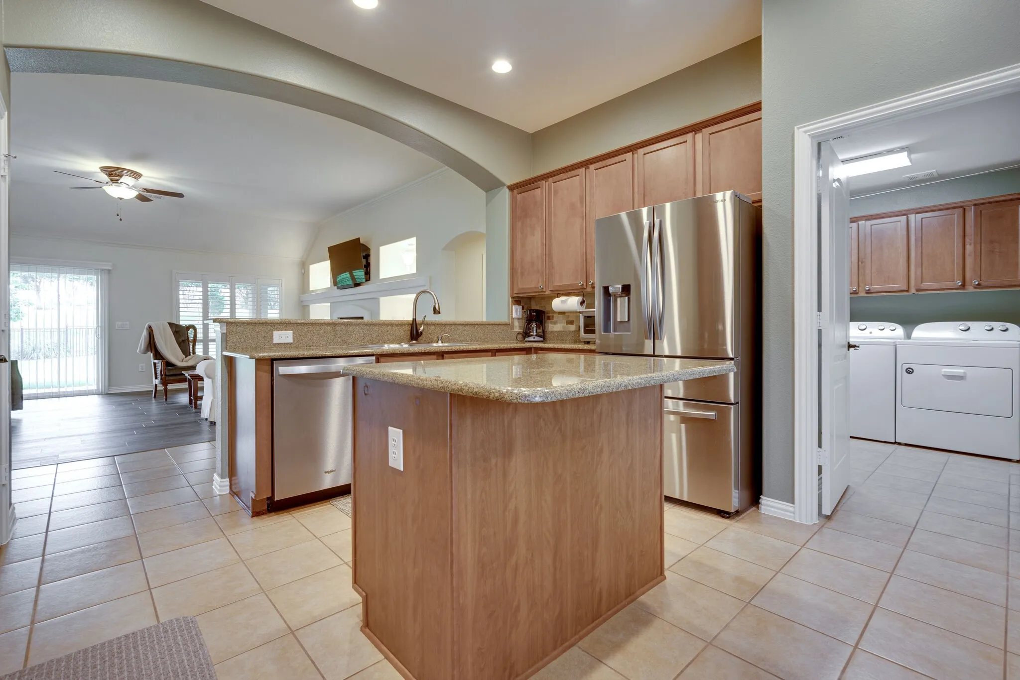 Single Family Residence For Rent in Denton County , 9600 Colbert Cove, Denton, Texas 76207, 2 Bedroom, 2 Bathroom, 2 Garage spaces, 1,845 Sqft, built in 2005, mls#21383306, Real Estate Agent in Denton, Homes For Rent in Denton county, Homes For Rent in Denton, Realtor in Denton Texas, Real Estate Brokerage Independent Realty Texas, Luminita Cordes Realtor