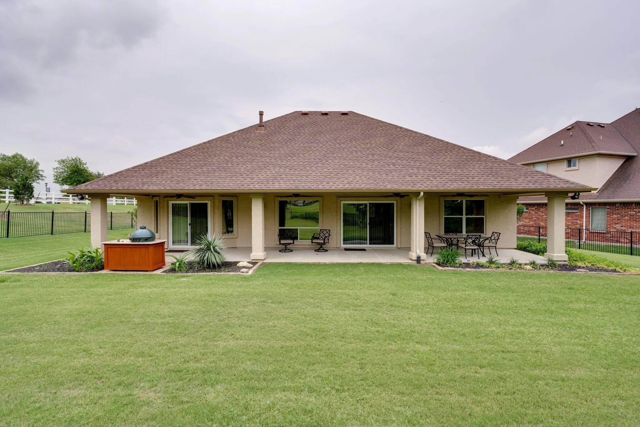 Single Family Residence For Rent in Denton County , 9600 Colbert Cove, Denton, Texas 76207, 2 Bedroom, 2 Bathroom, 2 Garage spaces, 1,845 Sqft, built in 2005, mls#21383306, Real Estate Agent in Denton, Homes For Rent in Denton county, Homes For Rent in Denton, Realtor in Denton Texas, Real Estate Brokerage Independent Realty Texas, Luminita Cordes Realtor
