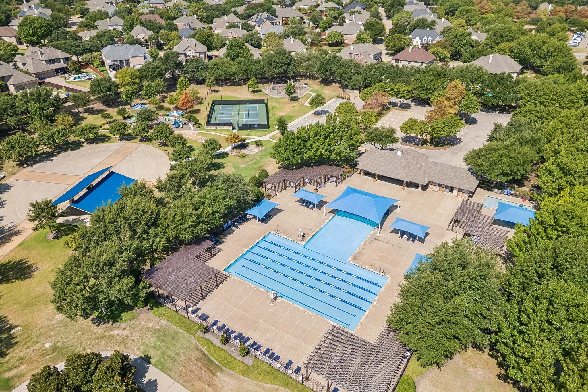 Single Family Residence For Sale in Collin County , 5009 Quail Creek Drive, Mc Kinney, Texas 75072, 4 Bedroom, 3 Bathroom, 2 Garage spaces, 2,238 Sqft, built in 1993, mls#21374445, Real Estate Agent in Mc Kinney, Homes For Sale in Collin county, Homes For Sale in Mc Kinney, Realtor in Mc Kinney Texas, Real Estate Brokerage Independent Realty Texas, Luminita Cordes Realtor