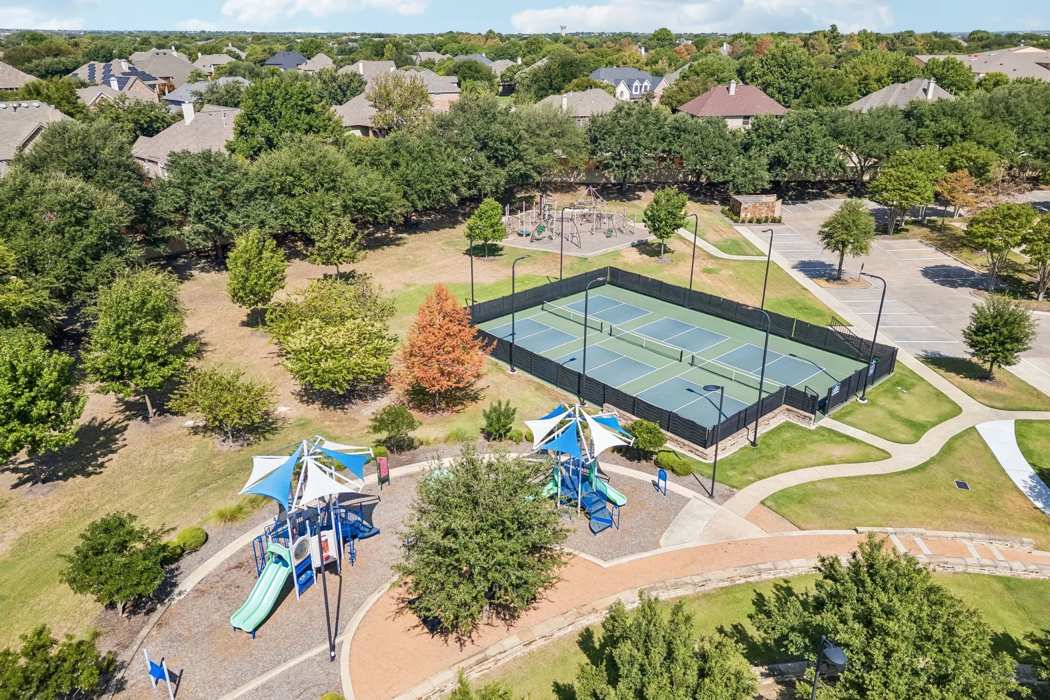 Single Family Residence For Sale in Collin County , 5009 Quail Creek Drive, Mc Kinney, Texas 75072, 4 Bedroom, 3 Bathroom, 2 Garage spaces, 2,238 Sqft, built in 1993, mls#21374445, Real Estate Agent in Mc Kinney, Homes For Sale in Collin county, Homes For Sale in Mc Kinney, Realtor in Mc Kinney Texas, Real Estate Brokerage Independent Realty Texas, Luminita Cordes Realtor