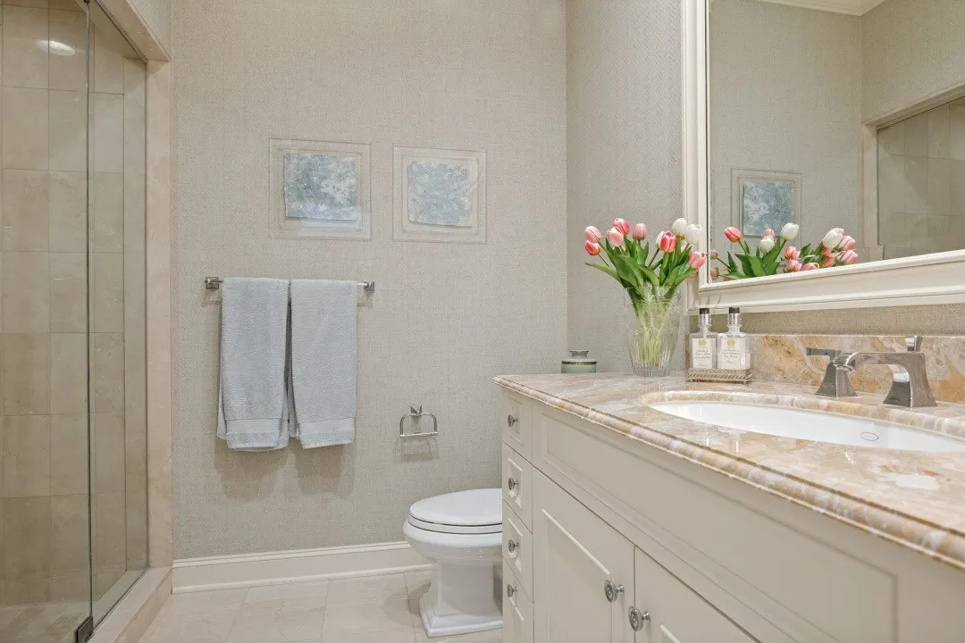 Condominium For Sale in Dallas County , 2525 N Pearl Street 1207, Dallas, Texas 75201, 2 Bedroom, 3 Bathroom, 2 Garage spaces, 2,412 Sqft, built in 2005, mls#21382536, Real Estate Agent in Dallas, Homes For Sale in Dallas county, Homes For Sale in Dallas, Realtor in Dallas Texas, Real Estate Brokerage Independent Realty Texas, Luminita Cordes Realtor