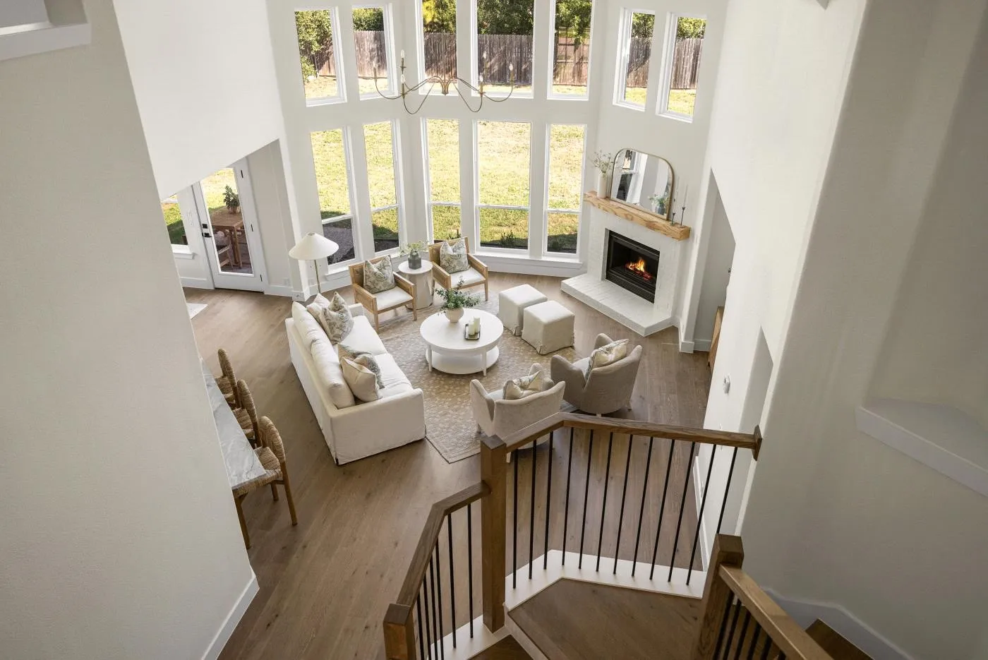 Single Family Residence For Sale in Tarrant County , 445 Chesapeake Lane, Southlake, Texas 76092, 6 Bedroom, 4 Bathroom, 3 Garage spaces, 4,013 Sqft, built in 2001, mls#21372045, Real Estate Agent in Southlake, Homes For Sale in Tarrant county, Homes For Sale in Southlake, Realtor in Southlake Texas, Real Estate Brokerage Independent Realty Texas, Luminita Cordes Realtor