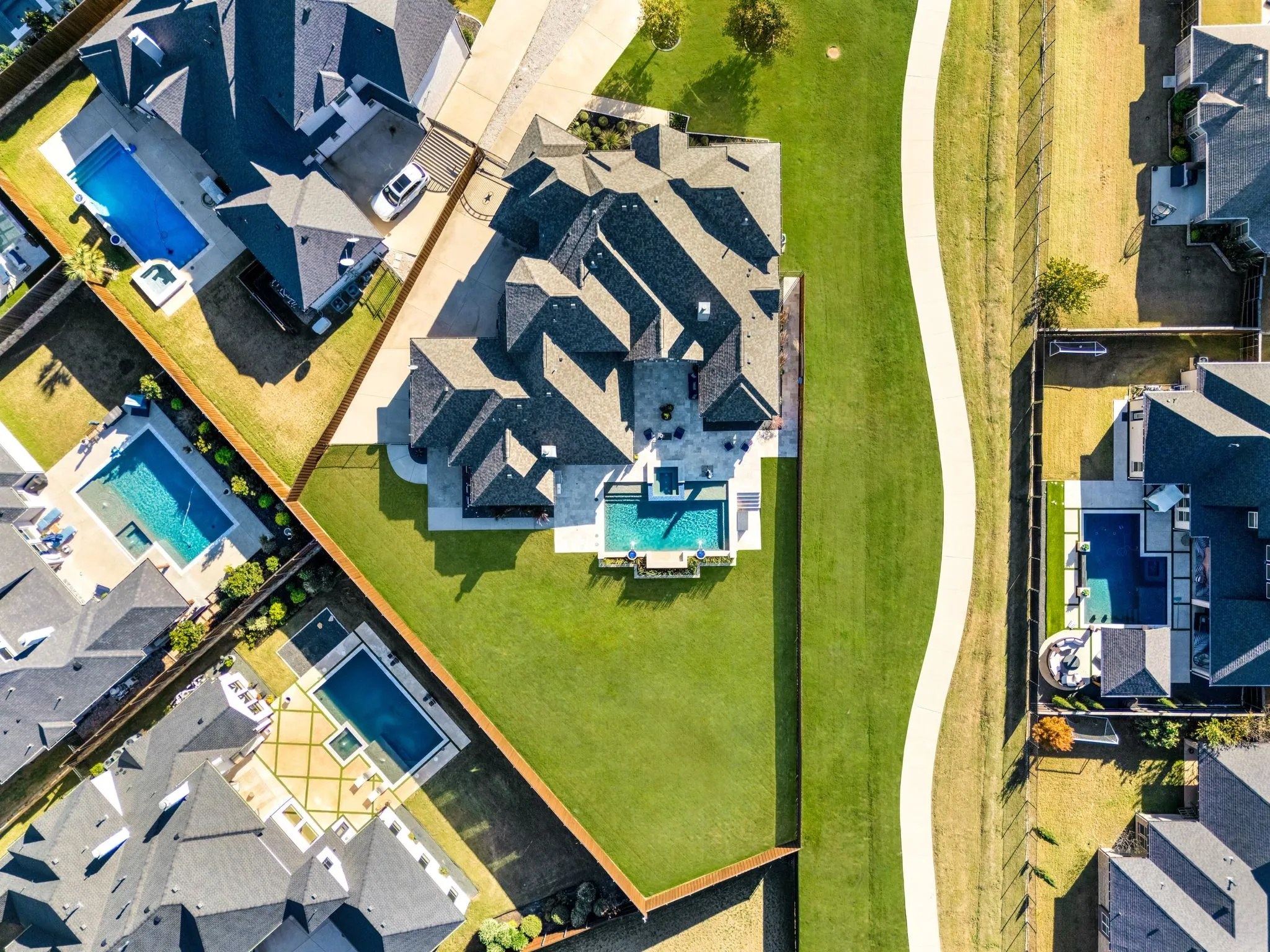 Single Family Residence For Sale in Collin County , 1400 Buckskin Trail, Prosper, Texas 75078, 5 Bedroom, 4 Bathroom, 3 Garage spaces, 5,065 Sqft, built in 2016, mls#21381234, Real Estate Agent in Prosper, Homes For Sale in Collin county, Homes For Sale in Prosper, Realtor in Prosper Texas, Real Estate Brokerage Independent Realty Texas, Luminita Cordes Realtor