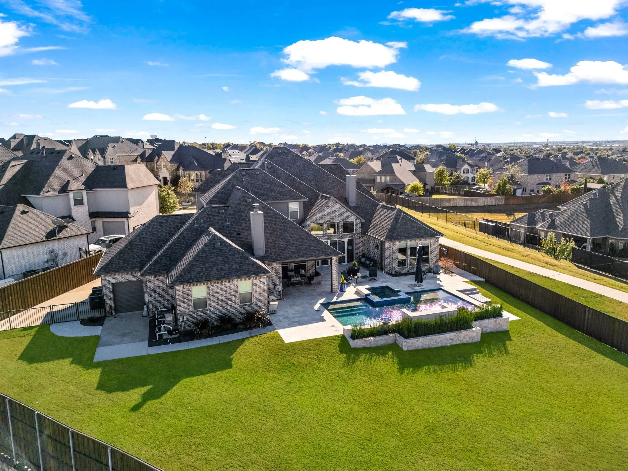 Single Family Residence For Sale in Collin County , 1400 Buckskin Trail, Prosper, Texas 75078, 5 Bedroom, 4 Bathroom, 3 Garage spaces, 5,065 Sqft, built in 2016, mls#21381234, Real Estate Agent in Prosper, Homes For Sale in Collin county, Homes For Sale in Prosper, Realtor in Prosper Texas, Real Estate Brokerage Independent Realty Texas, Luminita Cordes Realtor