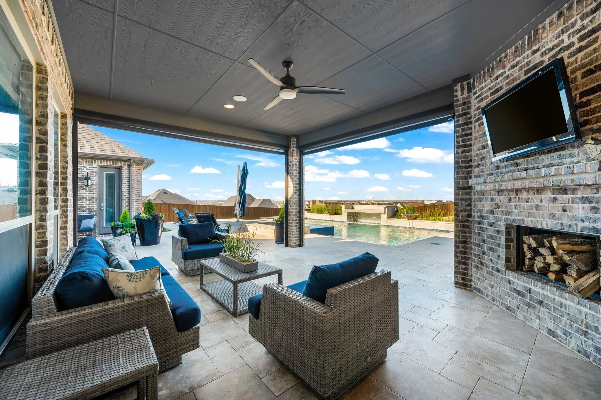 Single Family Residence For Sale in Collin County , 1400 Buckskin Trail, Prosper, Texas 75078, 5 Bedroom, 4 Bathroom, 3 Garage spaces, 5,065 Sqft, built in 2016, mls#21381234, Real Estate Agent in Prosper, Homes For Sale in Collin county, Homes For Sale in Prosper, Realtor in Prosper Texas, Real Estate Brokerage Independent Realty Texas, Luminita Cordes Realtor