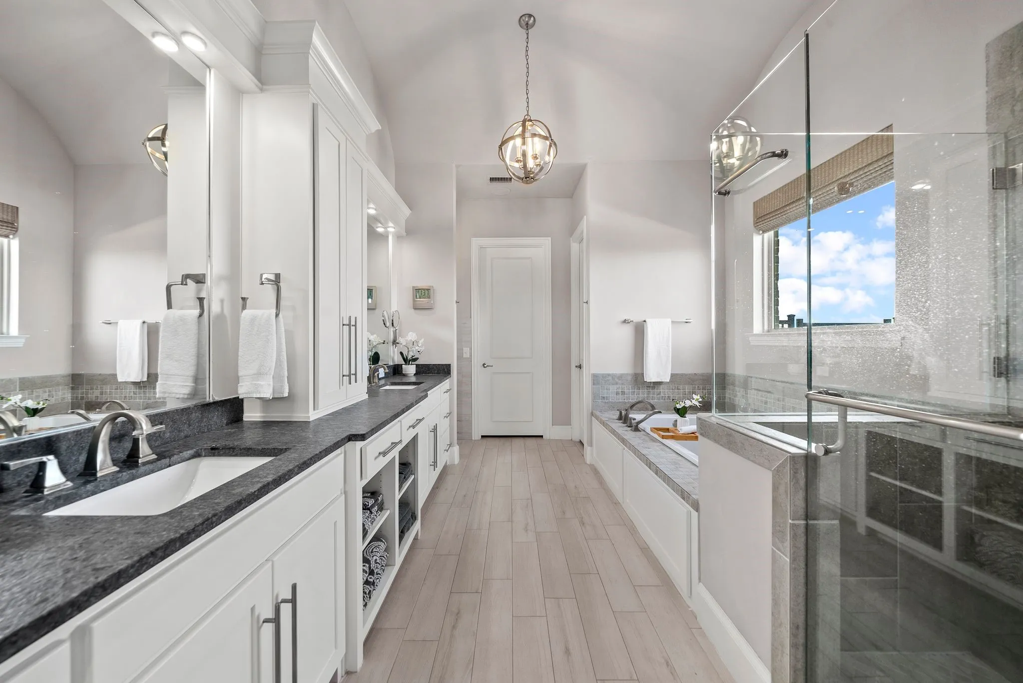 Single Family Residence For Sale in Collin County , 1400 Buckskin Trail, Prosper, Texas 75078, 5 Bedroom, 4 Bathroom, 3 Garage spaces, 5,065 Sqft, built in 2016, mls#21381234, Real Estate Agent in Prosper, Homes For Sale in Collin county, Homes For Sale in Prosper, Realtor in Prosper Texas, Real Estate Brokerage Independent Realty Texas, Luminita Cordes Realtor