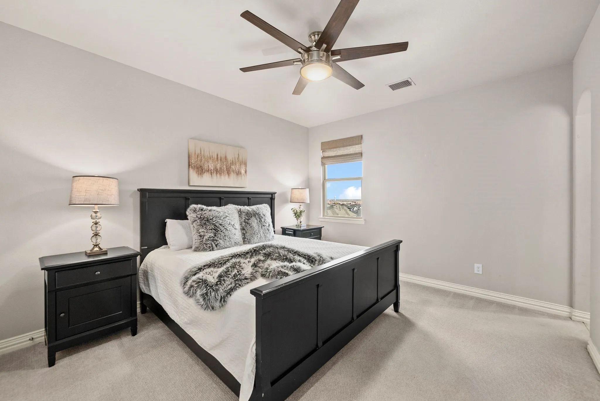 Single Family Residence For Sale in Collin County , 1400 Buckskin Trail, Prosper, Texas 75078, 5 Bedroom, 4 Bathroom, 3 Garage spaces, 5,065 Sqft, built in 2016, mls#21381234, Real Estate Agent in Prosper, Homes For Sale in Collin county, Homes For Sale in Prosper, Realtor in Prosper Texas, Real Estate Brokerage Independent Realty Texas, Luminita Cordes Realtor