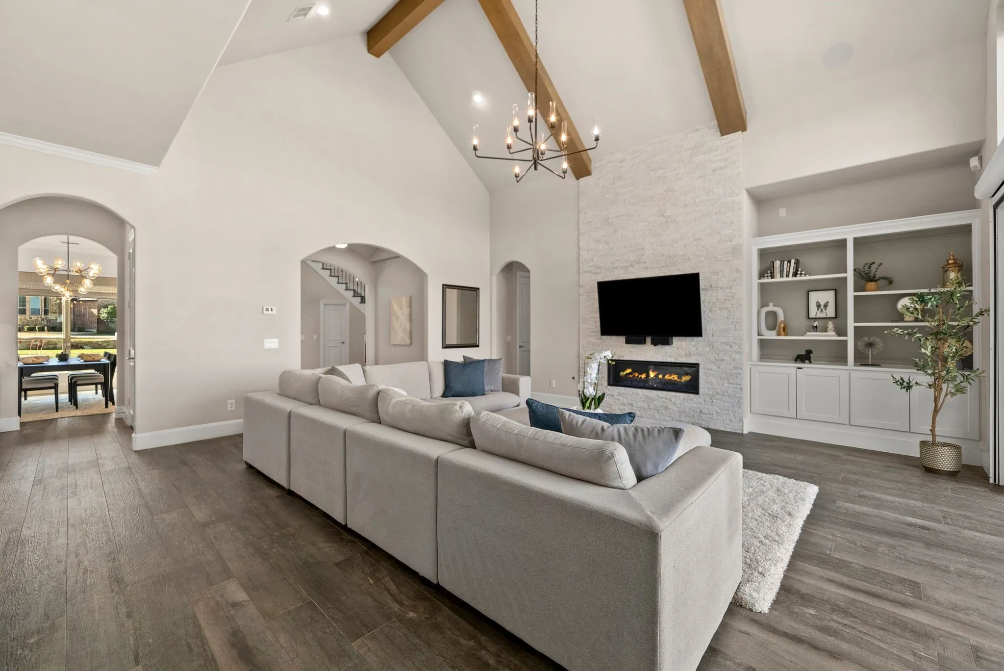 Single Family Residence For Sale in Collin County , 1400 Buckskin Trail, Prosper, Texas 75078, 5 Bedroom, 4 Bathroom, 3 Garage spaces, 5,065 Sqft, built in 2016, mls#21381234, Real Estate Agent in Prosper, Homes For Sale in Collin county, Homes For Sale in Prosper, Realtor in Prosper Texas, Real Estate Brokerage Independent Realty Texas, Luminita Cordes Realtor