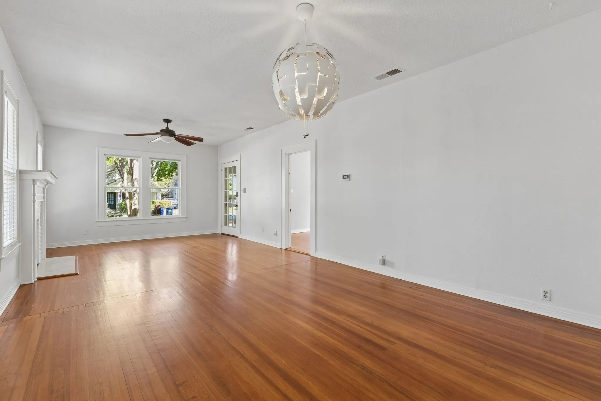 Dining to living room