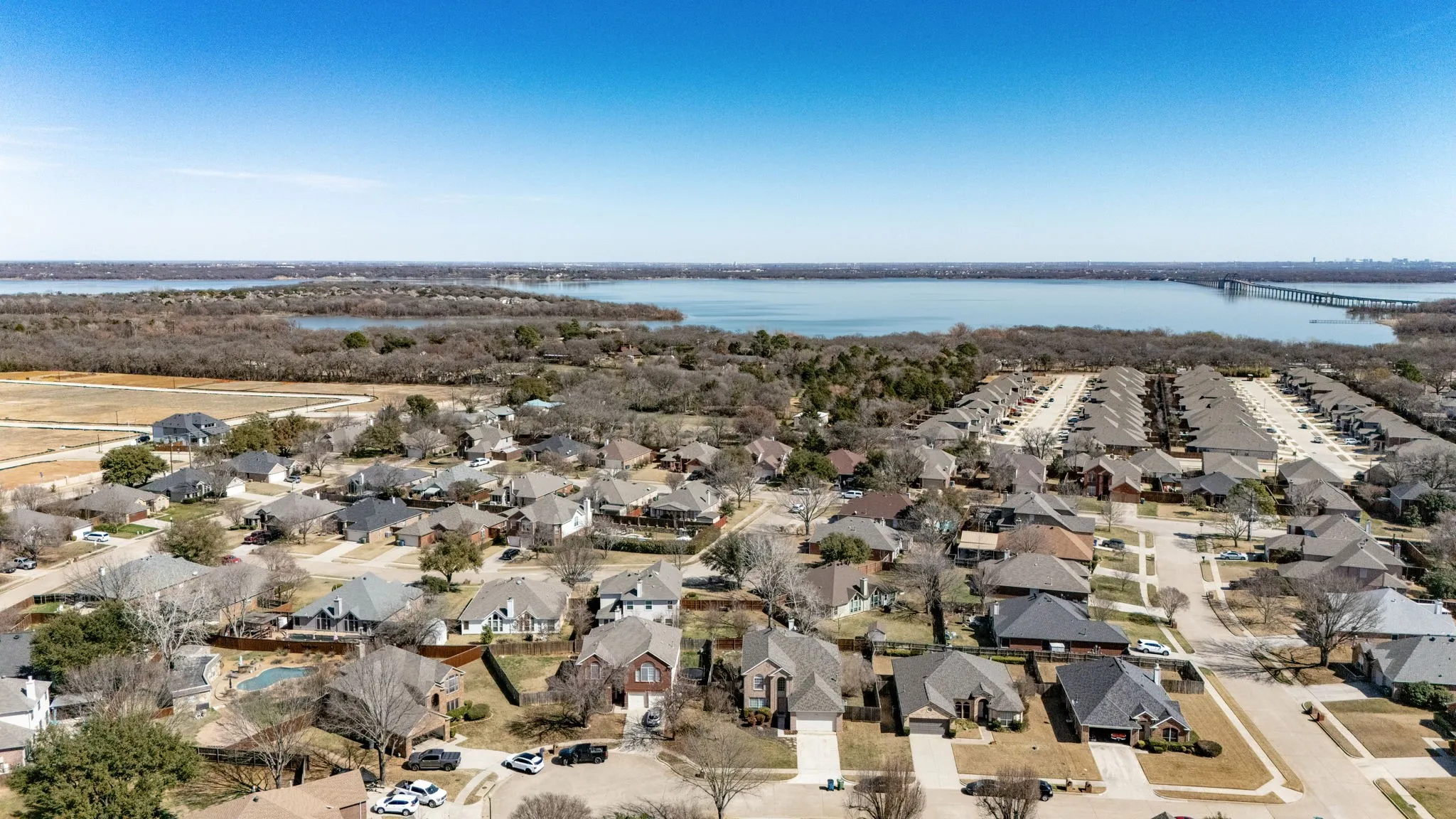 Single Family Residence For Sale in Denton County , 772 Poplar Court, Lake Dallas, Texas 75065, 4 Bedroom, 3 Bathroom, 2 Garage spaces, 2,450 Sqft, built in 1996, mls#21379122, Real Estate Agent in Lake Dallas, Homes For Sale in Denton county, Homes For Sale in Lake Dallas, Realtor in Lake Dallas Texas, Real Estate Brokerage Independent Realty Texas, Luminita Cordes Realtor