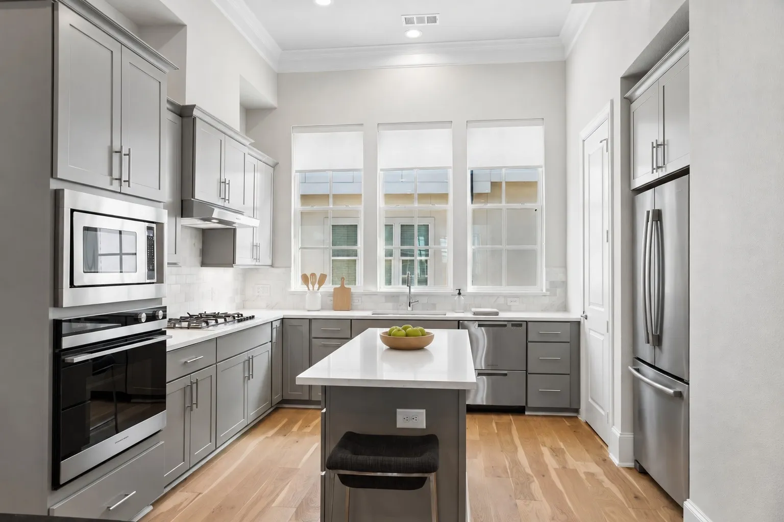 Image virtually staged with refrigerator and accessories to show use of space. Refrigerator is not included.