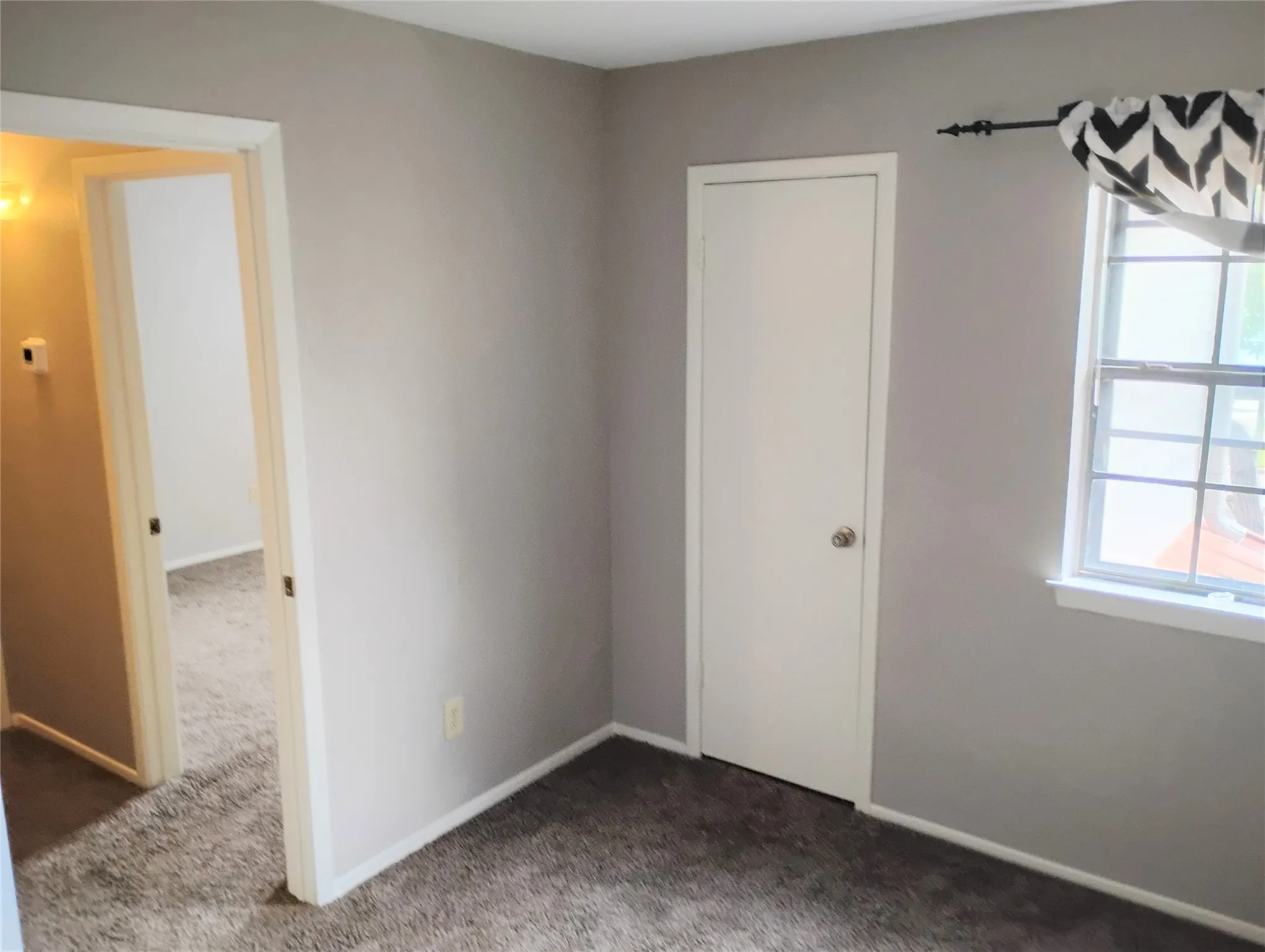 2nd bedroom, upstairs