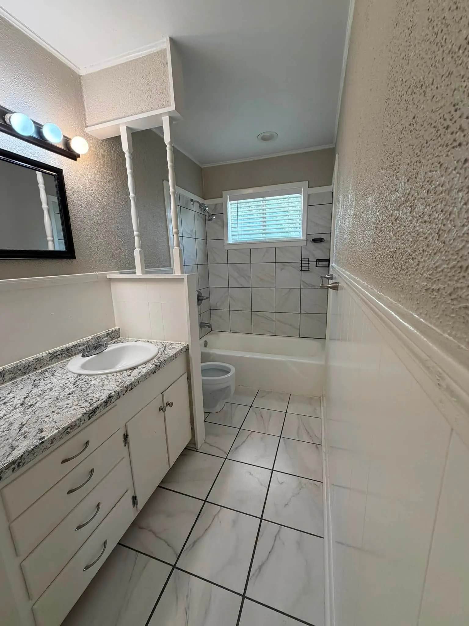 Single Family Residence For Rent in Navarro County , 2315 W Park Avenue, Corsicana, Texas 75110, 3 Bedroom, 2 Bathroom, 2 Garage spaces, 1,392 Sqft, built in 1966, mls#21344530, Real Estate Agent in Corsicana, Homes For Rent in Navarro county, Homes For Rent in Corsicana, Realtor in Corsicana Texas, Real Estate Brokerage Independent Realty Texas, Luminita Cordes Realtor