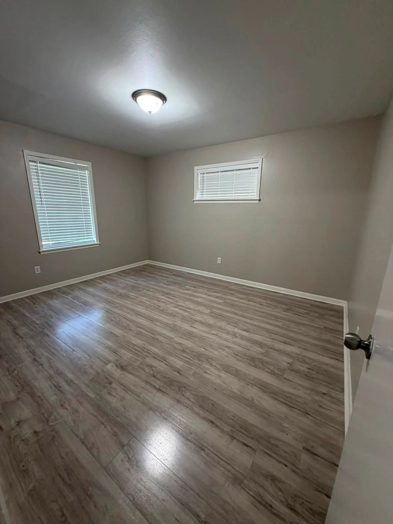 Single Family Residence For Rent in Navarro County , 2315 W Park Avenue, Corsicana, Texas 75110, 3 Bedroom, 2 Bathroom, 2 Garage spaces, 1,392 Sqft, built in 1966, mls#21344530, Real Estate Agent in Corsicana, Homes For Rent in Navarro county, Homes For Rent in Corsicana, Realtor in Corsicana Texas, Real Estate Brokerage Independent Realty Texas, Luminita Cordes Realtor