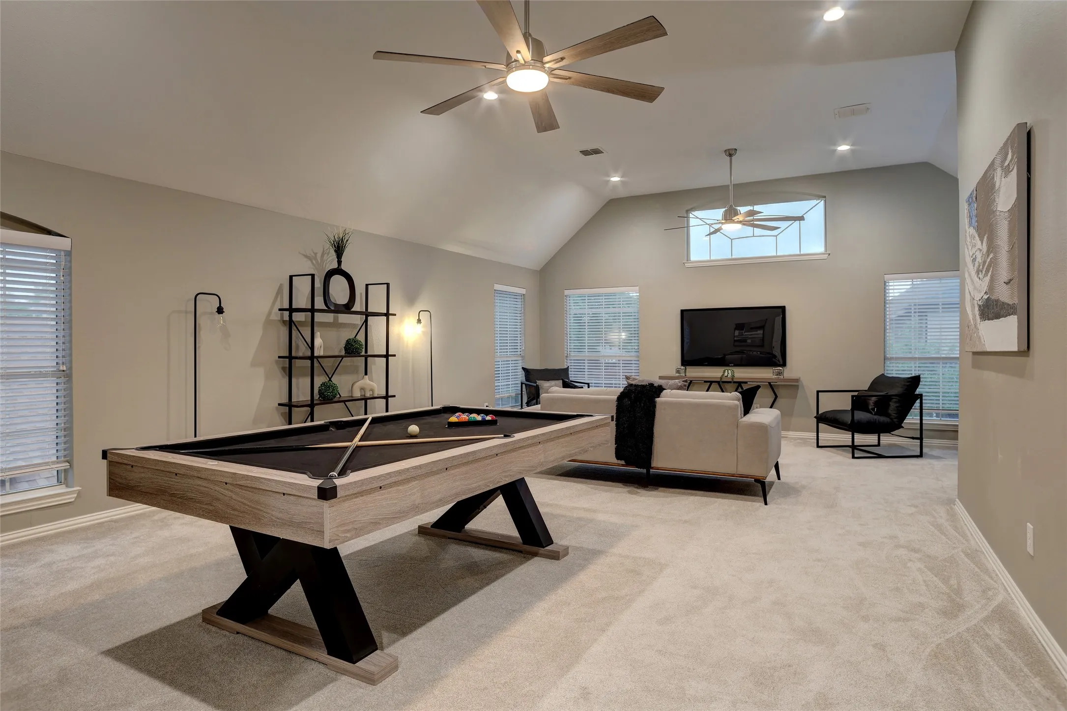 Single Family Residence For Sale in Collin County , 6009 Charleston Drive, Frisco, Texas 75035, 5 Bedroom, 4 Bathroom, 2 Garage spaces, 4,059 Sqft, built in 1993, mls#21384152, Real Estate Agent in Frisco, Homes For Sale in Collin county, Homes For Sale in Frisco, Realtor in Frisco Texas, Real Estate Brokerage Independent Realty Texas, Luminita Cordes Realtor