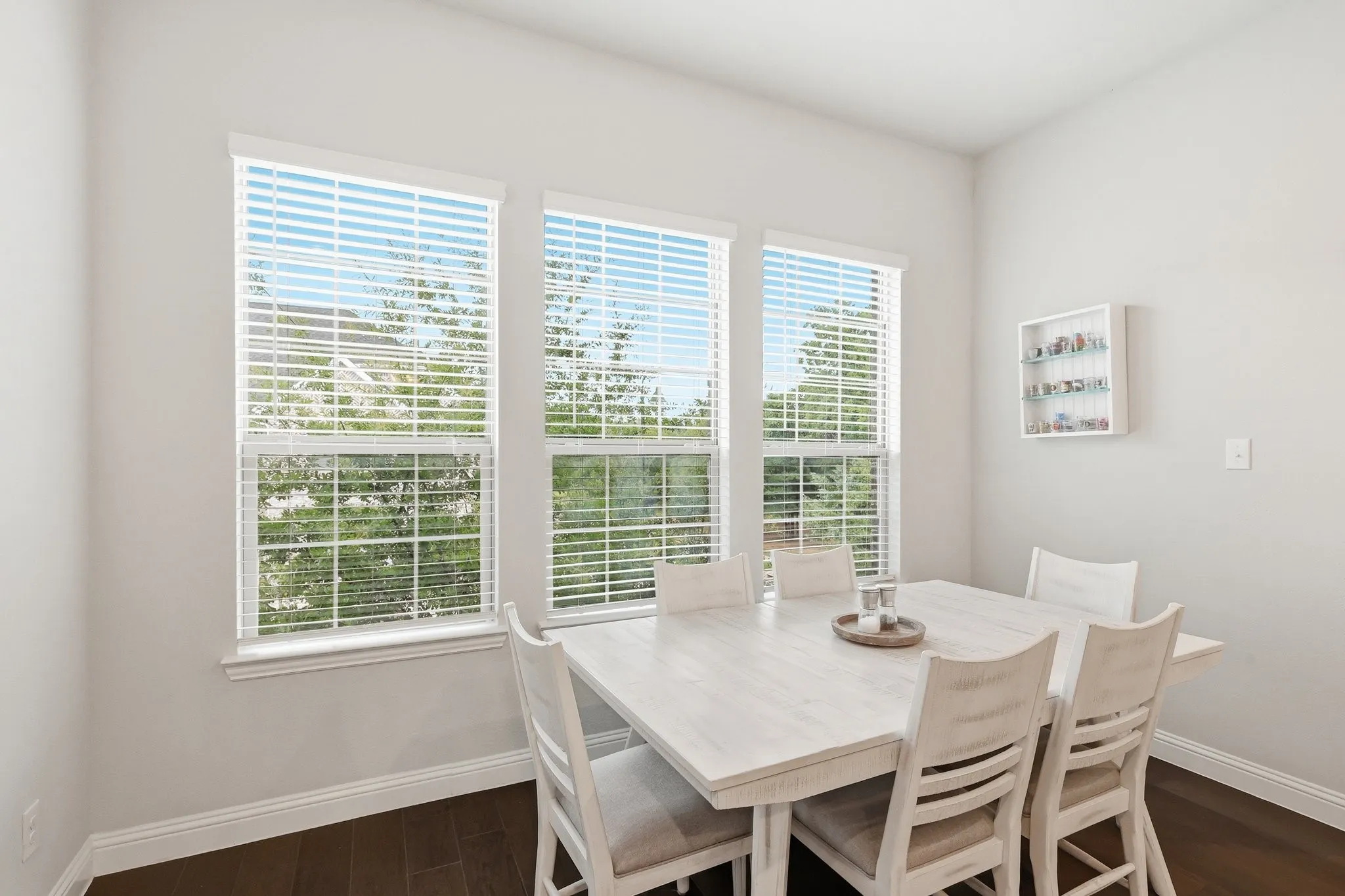 An informal Breakfast Nook or a Formal Dining space! What do you need?