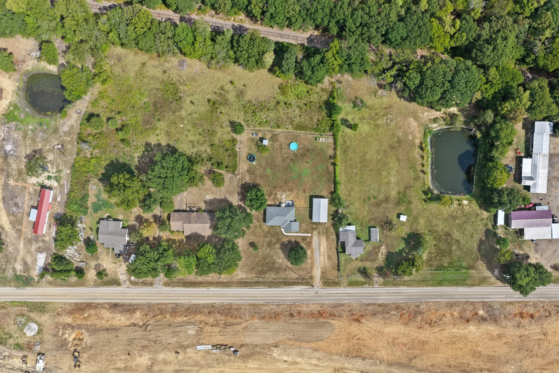 Single Family Residence For Sale in Titus County , 380 N Frontage Rd, Mt Pleasant, Texas 75455, 4 Bedroom, 2 Bathroom, Garage spaces, 1,728 Sqft, built in 1999, mls#21384155, Real Estate Agent in Mt Pleasant, Homes For Sale in Titus county, Homes For Sale in Mt Pleasant, Realtor in Mt Pleasant Texas, Real Estate Brokerage Independent Realty Texas, Luminita Cordes Realtor
