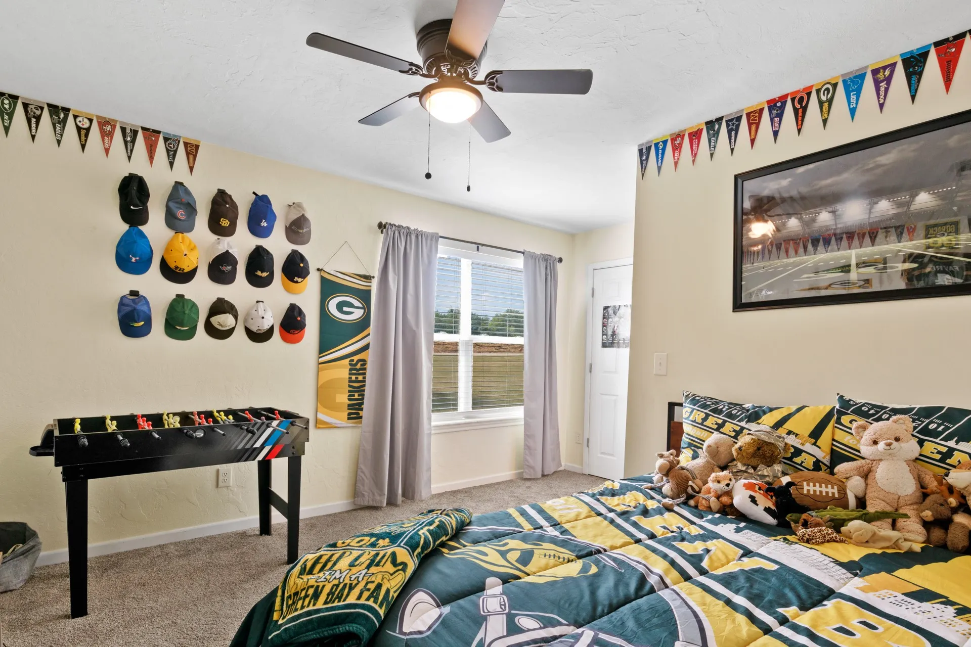 Single Family Residence For Sale in Titus County , 380 N Frontage Rd, Mt Pleasant, Texas 75455, 4 Bedroom, 2 Bathroom, Garage spaces, 1,728 Sqft, built in 1999, mls#21384155, Real Estate Agent in Mt Pleasant, Homes For Sale in Titus county, Homes For Sale in Mt Pleasant, Realtor in Mt Pleasant Texas, Real Estate Brokerage Independent Realty Texas, Luminita Cordes Realtor