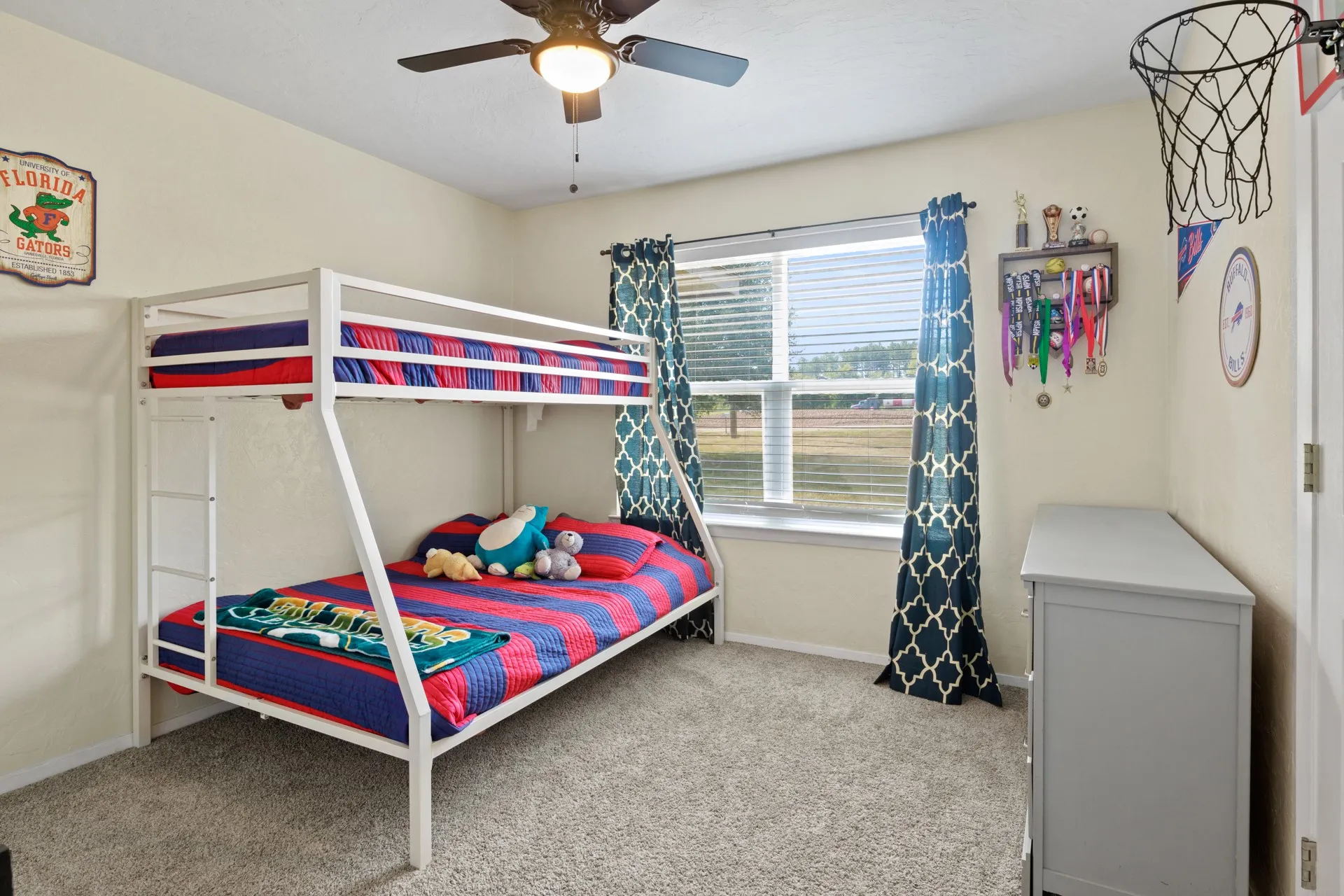 Single Family Residence For Sale in Titus County , 380 N Frontage Rd, Mt Pleasant, Texas 75455, 4 Bedroom, 2 Bathroom, Garage spaces, 1,728 Sqft, built in 1999, mls#21384155, Real Estate Agent in Mt Pleasant, Homes For Sale in Titus county, Homes For Sale in Mt Pleasant, Realtor in Mt Pleasant Texas, Real Estate Brokerage Independent Realty Texas, Luminita Cordes Realtor