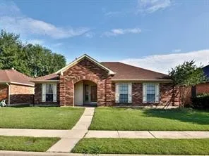 Single Family Residence For Sale in Dallas County , 653 Thompson Drive, Coppell, Texas 75019, 4 Bedroom, 2 Bathroom, 2 Garage spaces, 1,958 Sqft, built in 1986, mls#21383932, Real Estate Agent in Coppell, Homes For Sale in Dallas county, Homes For Sale in Coppell, Realtor in Coppell Texas, Real Estate Brokerage Independent Realty Texas, Luminita Cordes Realtor