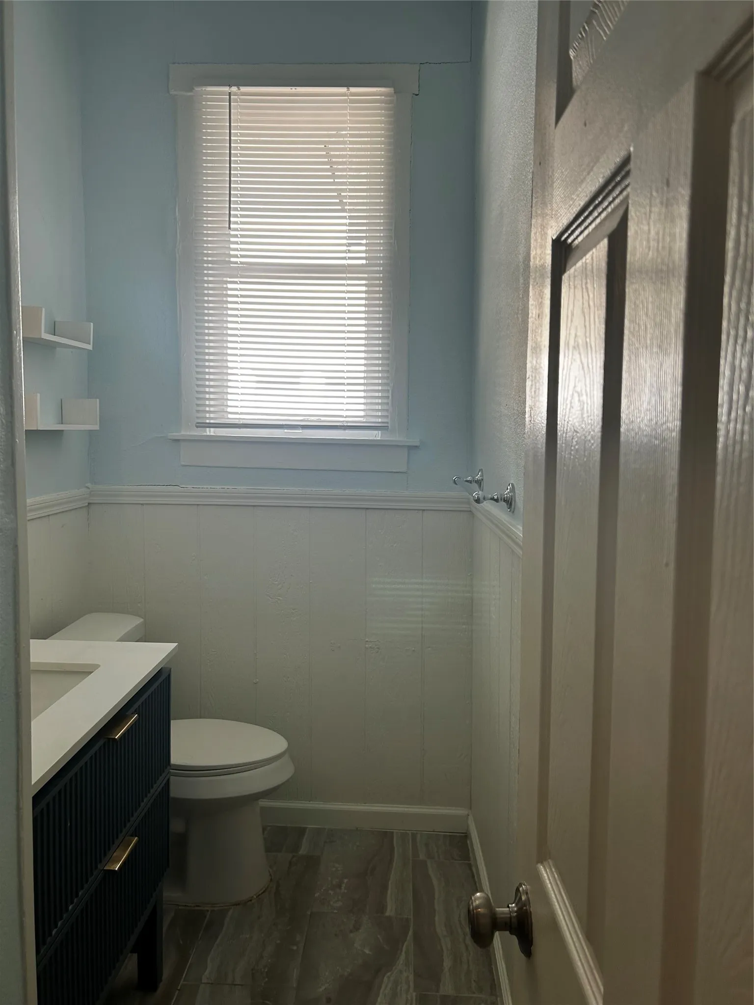 Single Family Residence For Rent in Dallas County , 5611 Tremont Street, Dallas, Texas 75214, 1 Bedroom, 1 Bathroom, 1 Garage spaces, 900 Sqft, built in 1910, mls#21382302, Real Estate Agent in Dallas, Homes For Rent in Dallas county, Homes For Rent in Dallas, Realtor in Dallas Texas, Real Estate Brokerage Independent Realty Texas, Luminita Cordes Realtor