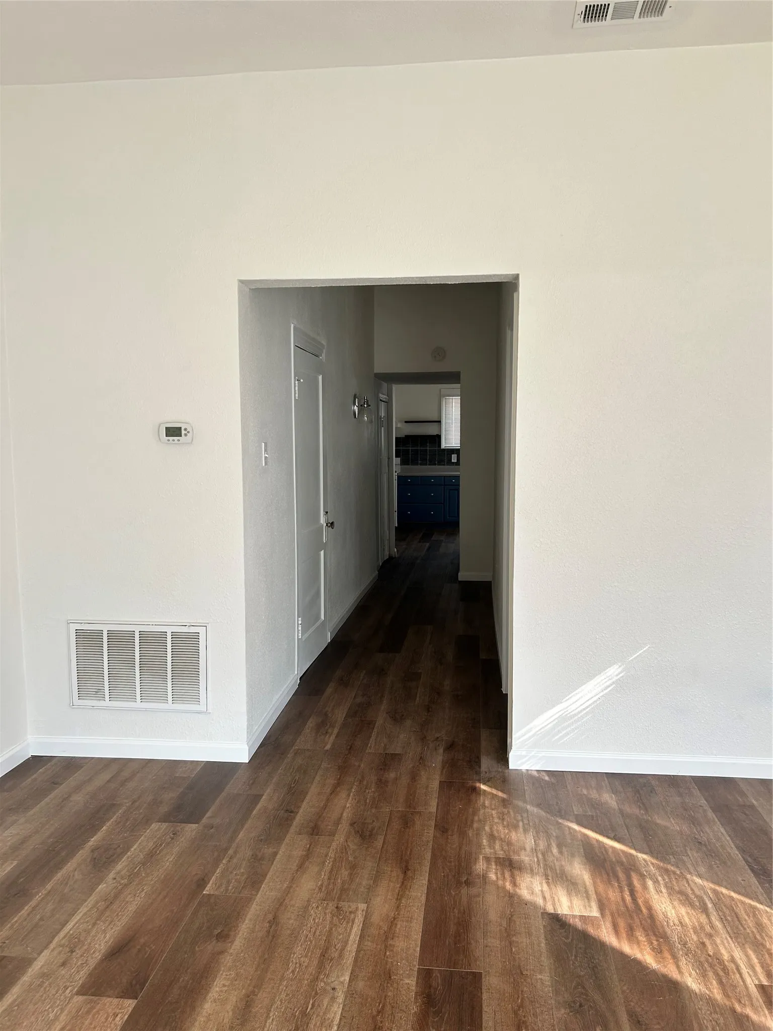 Single Family Residence For Rent in Dallas County , 5611 Tremont Street, Dallas, Texas 75214, 1 Bedroom, 1 Bathroom, 1 Garage spaces, 900 Sqft, built in 1910, mls#21382302, Real Estate Agent in Dallas, Homes For Rent in Dallas county, Homes For Rent in Dallas, Realtor in Dallas Texas, Real Estate Brokerage Independent Realty Texas, Luminita Cordes Realtor