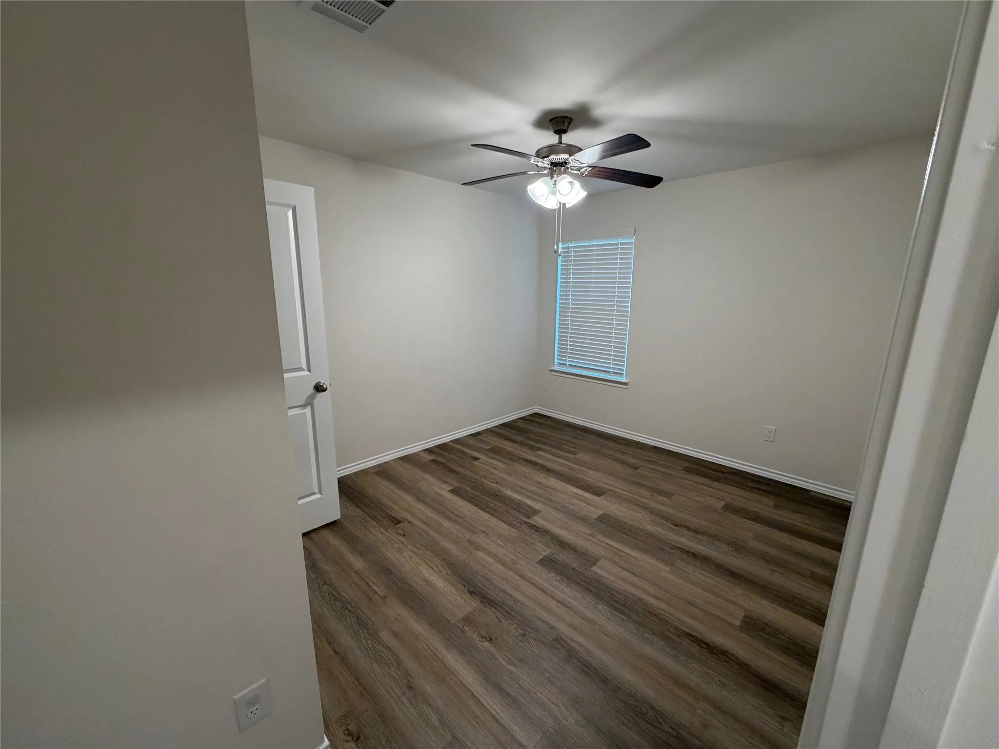 Single Family Residence For Rent in Collin County , 861 Good Cheer Lane, Lavon, Texas 75166, 3 Bedroom, 2 Bathroom, 2 Garage spaces, 1,454 Sqft, built in 2023, mls#21383463, Real Estate Agent in Lavon, Homes For Rent in Collin county, Homes For Rent in Lavon, Realtor in Lavon Texas, Real Estate Brokerage Independent Realty Texas, Luminita Cordes Realtor