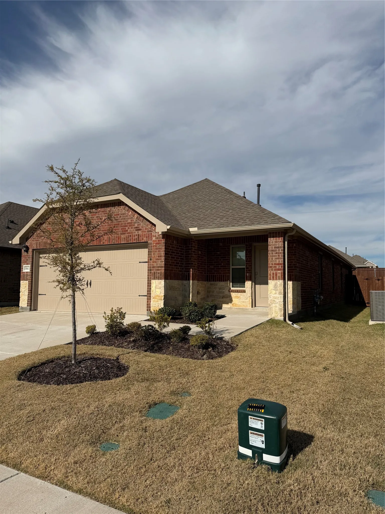 Single Family Residence For Rent in Collin County , 861 Good Cheer Lane, Lavon, Texas 75166, 3 Bedroom, 2 Bathroom, 2 Garage spaces, 1,454 Sqft, built in 2023, mls#21383463, Real Estate Agent in Lavon, Homes For Rent in Collin county, Homes For Rent in Lavon, Realtor in Lavon Texas, Real Estate Brokerage Independent Realty Texas, Luminita Cordes Realtor