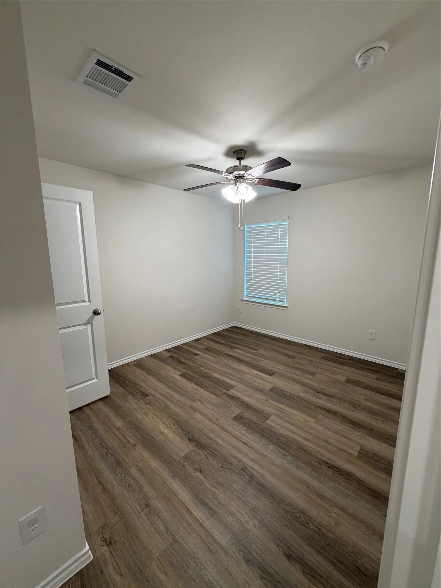 Single Family Residence For Rent in Collin County , 861 Good Cheer Lane, Lavon, Texas 75166, 3 Bedroom, 2 Bathroom, 2 Garage spaces, 1,454 Sqft, built in 2023, mls#21383463, Real Estate Agent in Lavon, Homes For Rent in Collin county, Homes For Rent in Lavon, Realtor in Lavon Texas, Real Estate Brokerage Independent Realty Texas, Luminita Cordes Realtor