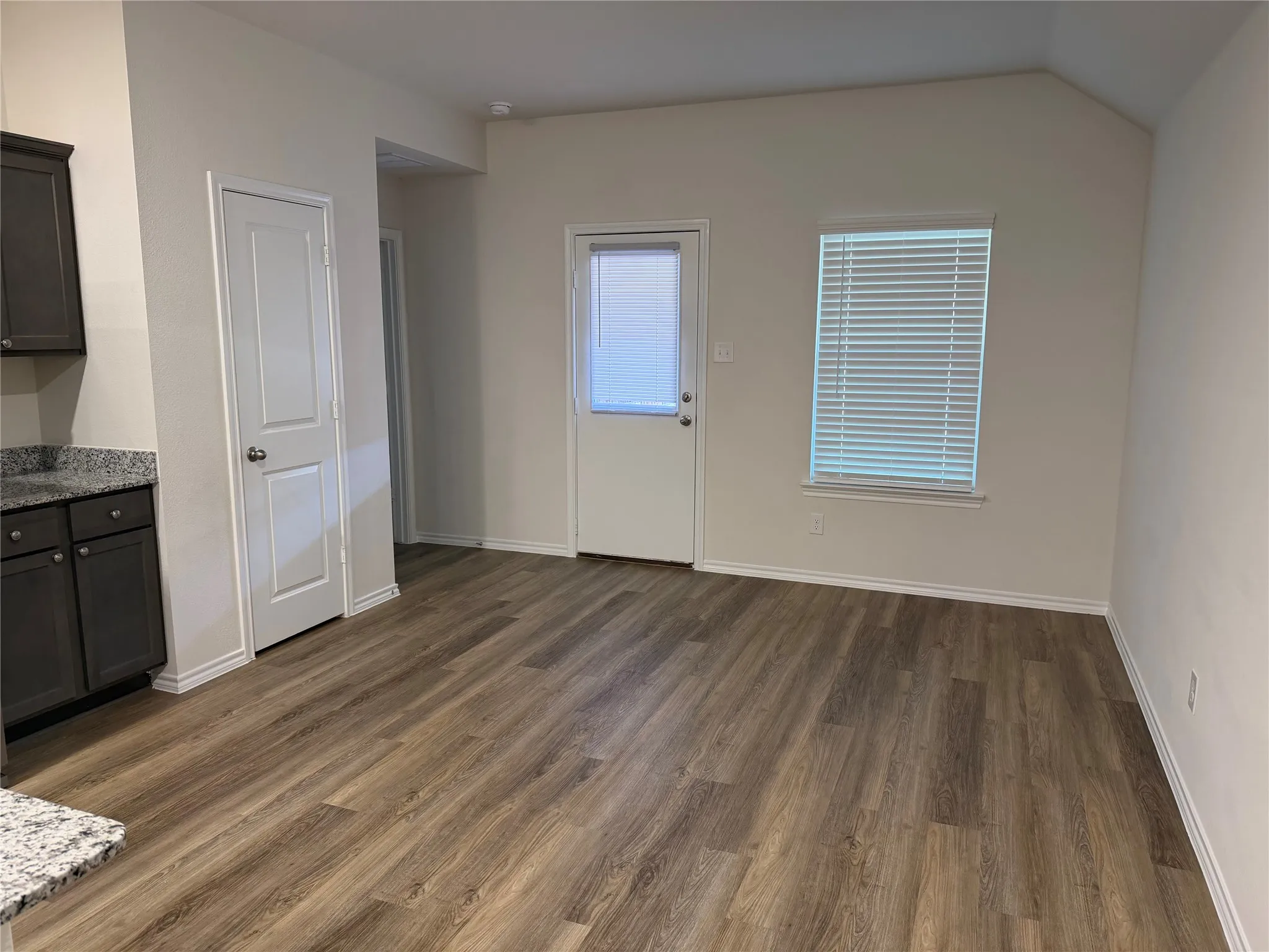 Single Family Residence For Rent in Collin County , 861 Good Cheer Lane, Lavon, Texas 75166, 3 Bedroom, 2 Bathroom, 2 Garage spaces, 1,454 Sqft, built in 2023, mls#21383463, Real Estate Agent in Lavon, Homes For Rent in Collin county, Homes For Rent in Lavon, Realtor in Lavon Texas, Real Estate Brokerage Independent Realty Texas, Luminita Cordes Realtor