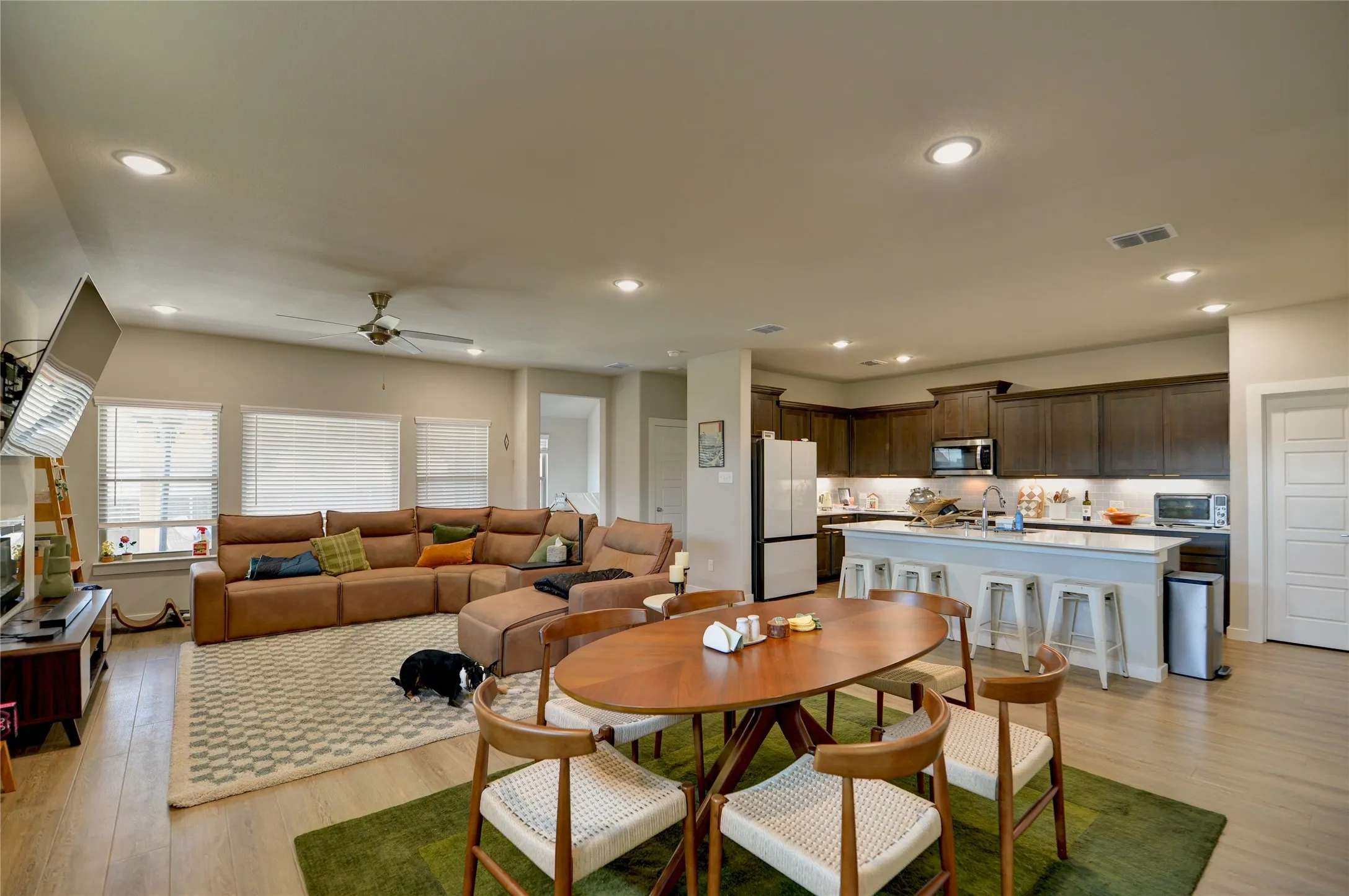Single Family Residence For Rent in Tarrant County , 5612 Summit Creek Road, Fort Worth, Texas 76126, 4 Bedroom, 3 Bathroom, 2 Garage spaces, 2,193 Sqft, built in 2022, mls#21384162, Real Estate Agent in Fort Worth, Homes For Rent in Tarrant county, Homes For Rent in Fort Worth, Realtor in Fort Worth Texas, Real Estate Brokerage Independent Realty Texas, Luminita Cordes Realtor