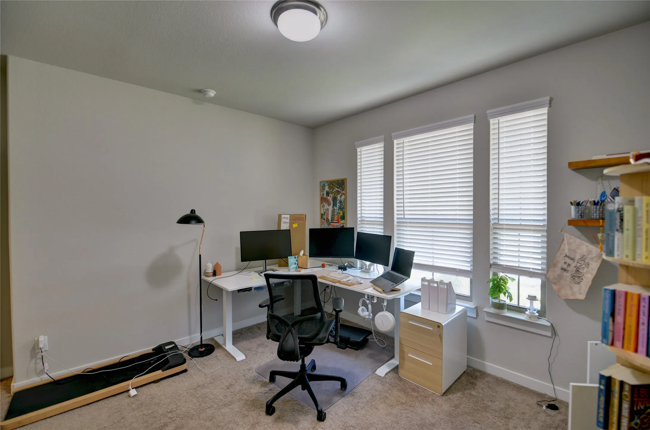 Single Family Residence For Rent in Tarrant County , 5612 Summit Creek Road, Fort Worth, Texas 76126, 4 Bedroom, 3 Bathroom, 2 Garage spaces, 2,193 Sqft, built in 2022, mls#21384162, Real Estate Agent in Fort Worth, Homes For Rent in Tarrant county, Homes For Rent in Fort Worth, Realtor in Fort Worth Texas, Real Estate Brokerage Independent Realty Texas, Luminita Cordes Realtor