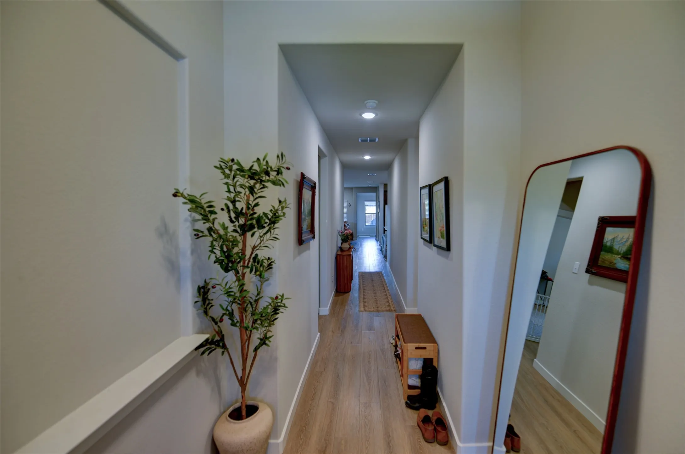 Single Family Residence For Rent in Tarrant County , 5612 Summit Creek Road, Fort Worth, Texas 76126, 4 Bedroom, 3 Bathroom, 2 Garage spaces, 2,193 Sqft, built in 2022, mls#21384162, Real Estate Agent in Fort Worth, Homes For Rent in Tarrant county, Homes For Rent in Fort Worth, Realtor in Fort Worth Texas, Real Estate Brokerage Independent Realty Texas, Luminita Cordes Realtor