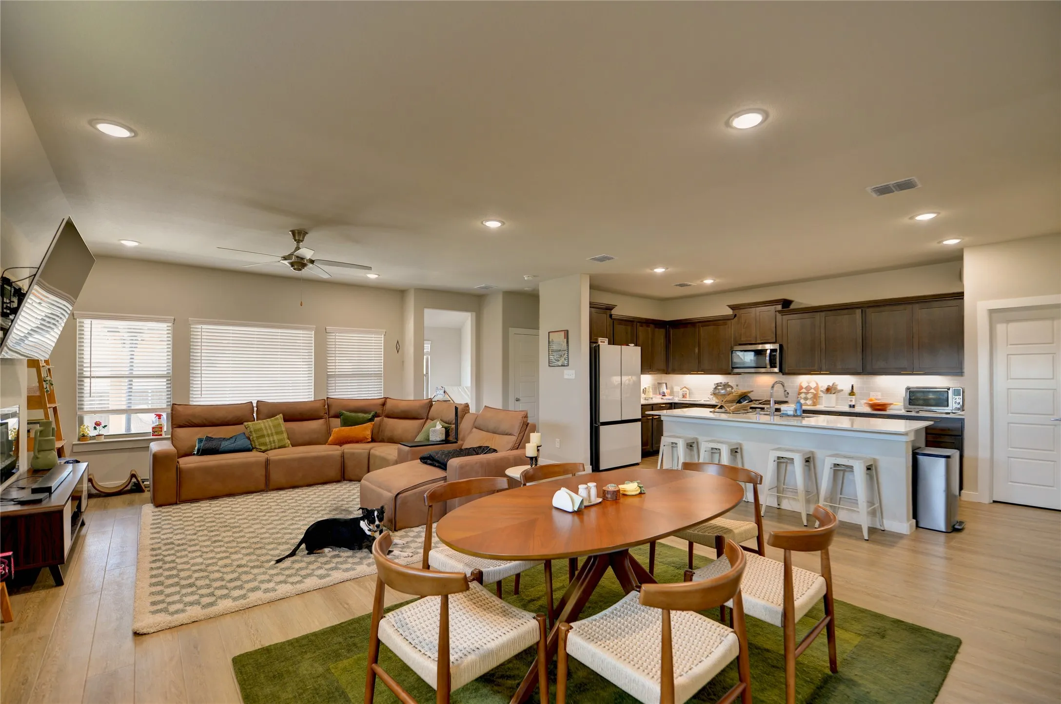 Single Family Residence For Rent in Tarrant County , 5612 Summit Creek Road, Fort Worth, Texas 76126, 4 Bedroom, 3 Bathroom, 2 Garage spaces, 2,193 Sqft, built in 2022, mls#21384162, Real Estate Agent in Fort Worth, Homes For Rent in Tarrant county, Homes For Rent in Fort Worth, Realtor in Fort Worth Texas, Real Estate Brokerage Independent Realty Texas, Luminita Cordes Realtor