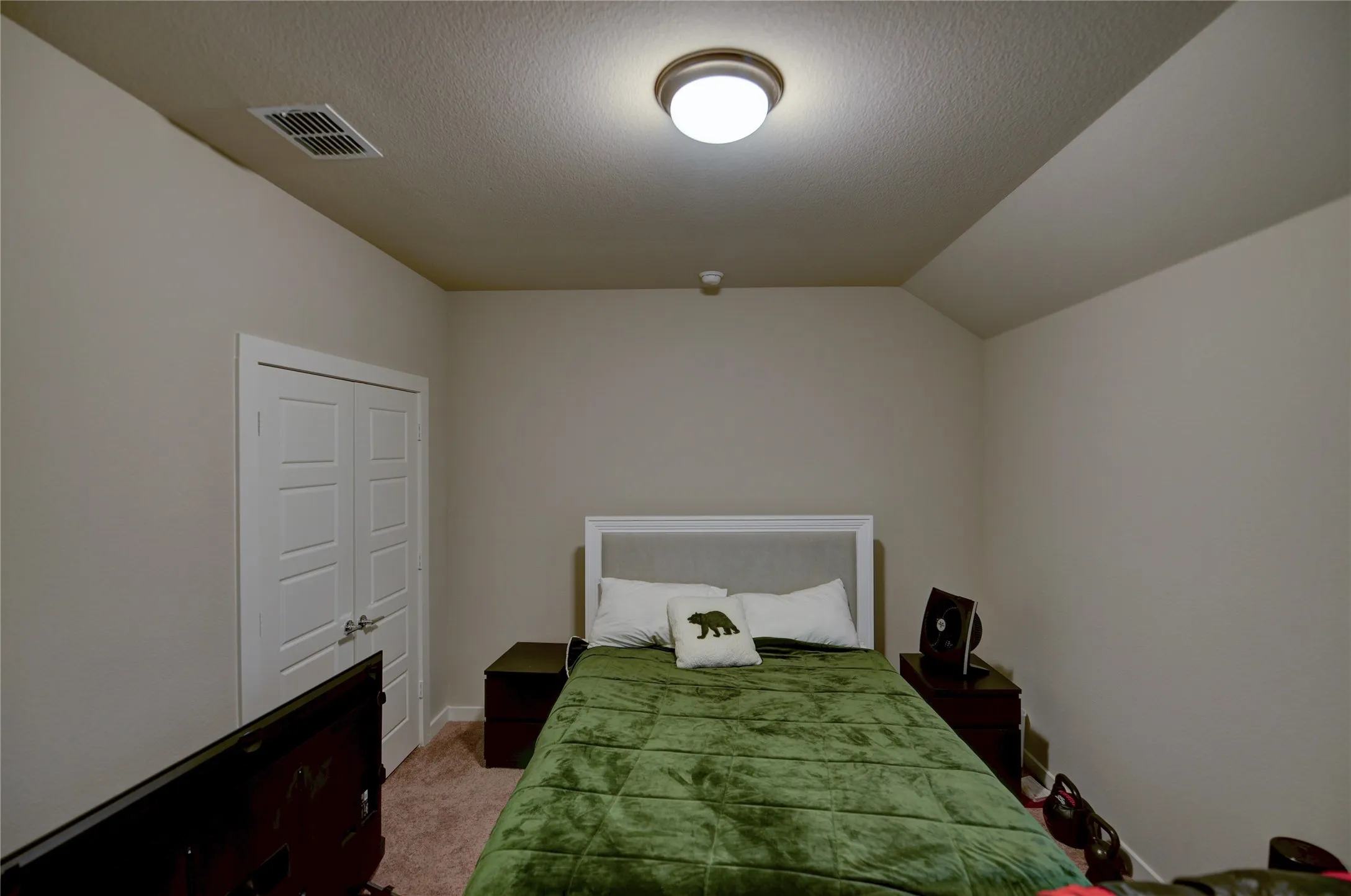 Single Family Residence For Rent in Tarrant County , 5612 Summit Creek Road, Fort Worth, Texas 76126, 4 Bedroom, 3 Bathroom, 2 Garage spaces, 2,193 Sqft, built in 2022, mls#21384162, Real Estate Agent in Fort Worth, Homes For Rent in Tarrant county, Homes For Rent in Fort Worth, Realtor in Fort Worth Texas, Real Estate Brokerage Independent Realty Texas, Luminita Cordes Realtor