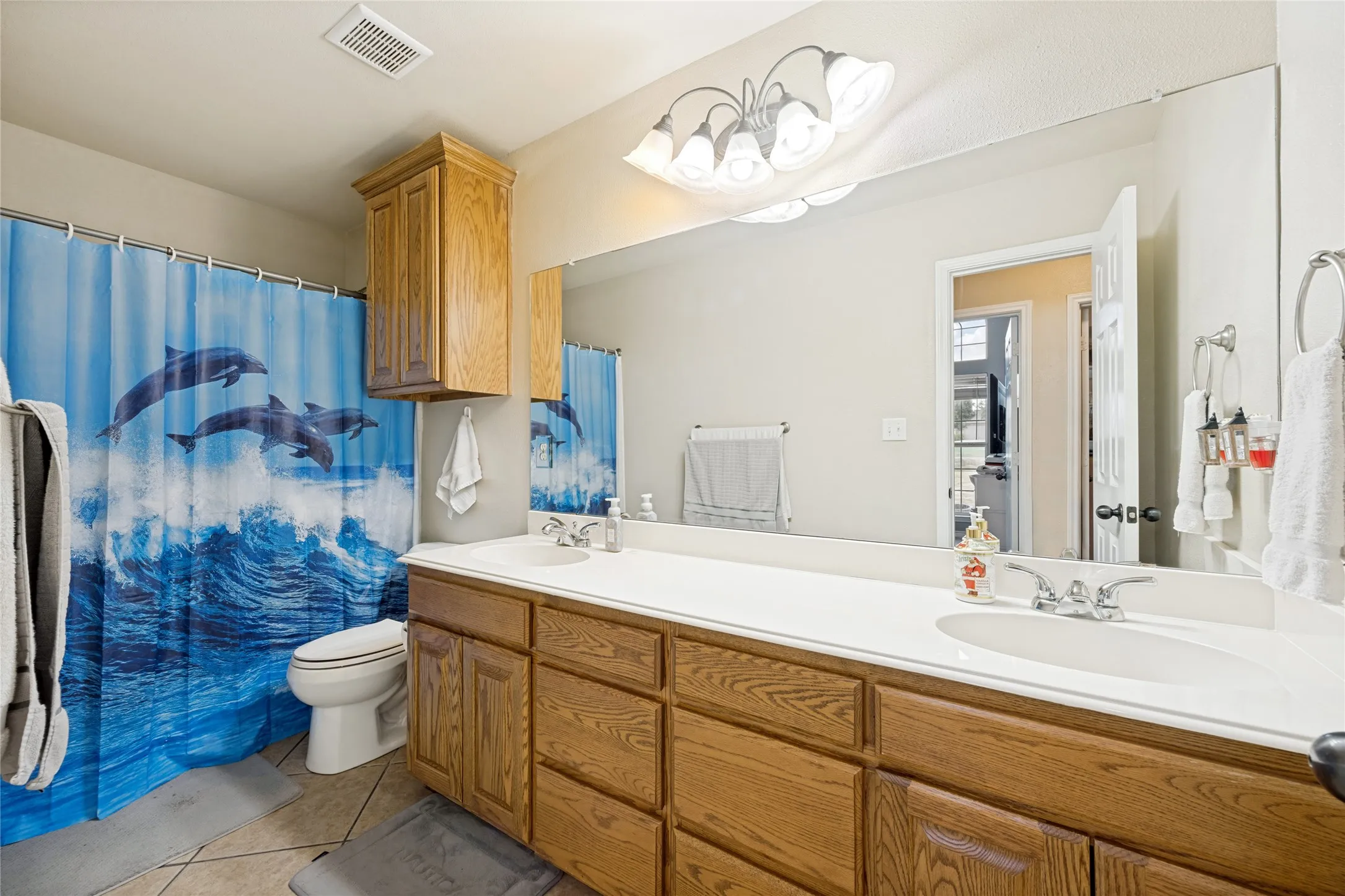 Single Family Residence For Sale in Grayson County , 2701 Valley Ridge Lane, Sherman, Texas 75092, 3 Bedroom, 2 Bathroom, 2 Garage spaces, 1,748 Sqft, built in 2007, mls#21380816, Real Estate Agent in Sherman, Homes For Sale in Grayson county, Homes For Sale in Sherman, Realtor in Sherman Texas, Real Estate Brokerage Independent Realty Texas, Luminita Cordes Realtor