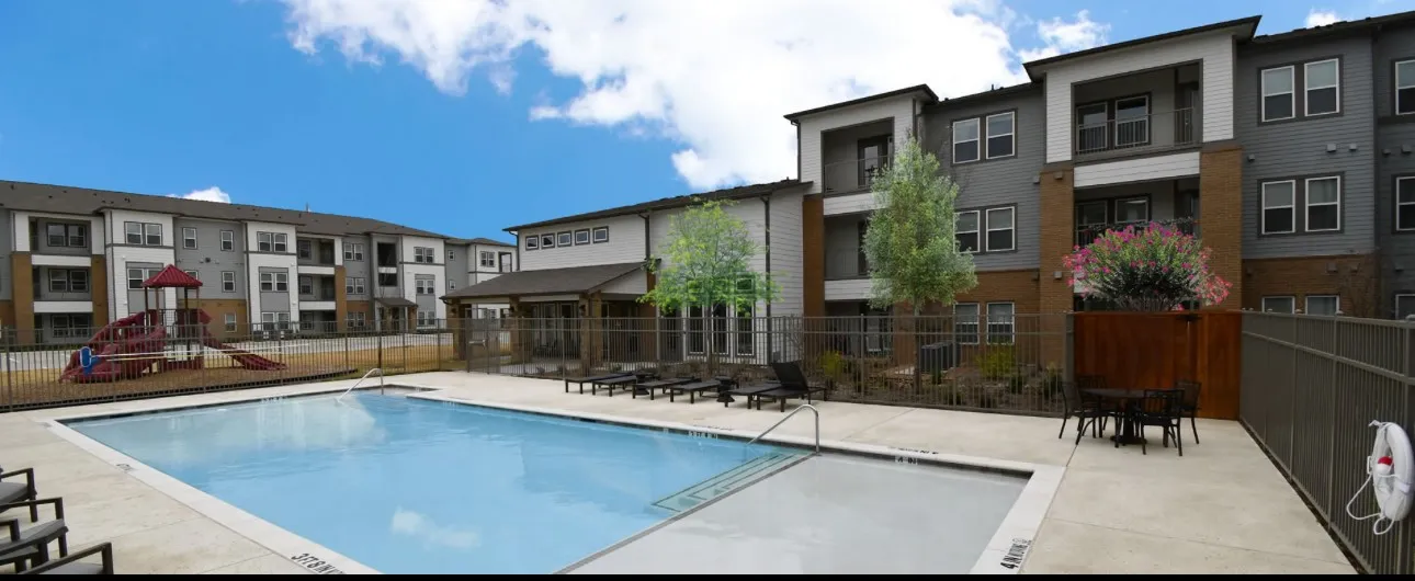 Apartment For Rent in Dallas County , 4800 W Illinois Avenue 3224, Dallas, Texas 75211, 2 Bedroom, 2 Bathroom, Garage spaces, 1,050 Sqft, built in 2020, mls#21384167, Real Estate Agent in Dallas, Homes For Rent in Dallas county, Homes For Rent in Dallas, Realtor in Dallas Texas, Real Estate Brokerage Independent Realty Texas, Luminita Cordes Realtor