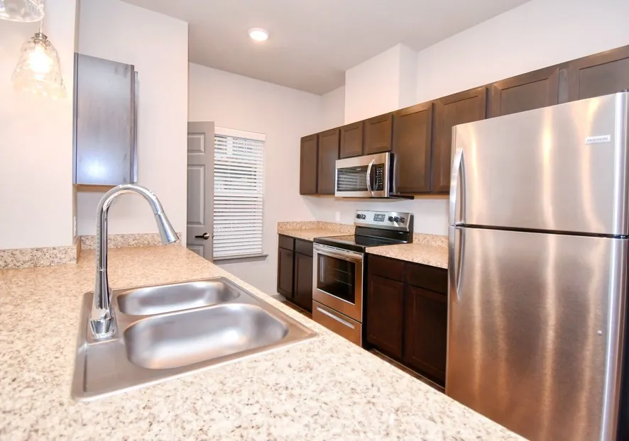 Apartment For Rent in Dallas County , 4800 W Illinois Avenue 3224, Dallas, Texas 75211, 2 Bedroom, 2 Bathroom, Garage spaces, 1,050 Sqft, built in 2020, mls#21384167, Real Estate Agent in Dallas, Homes For Rent in Dallas county, Homes For Rent in Dallas, Realtor in Dallas Texas, Real Estate Brokerage Independent Realty Texas, Luminita Cordes Realtor