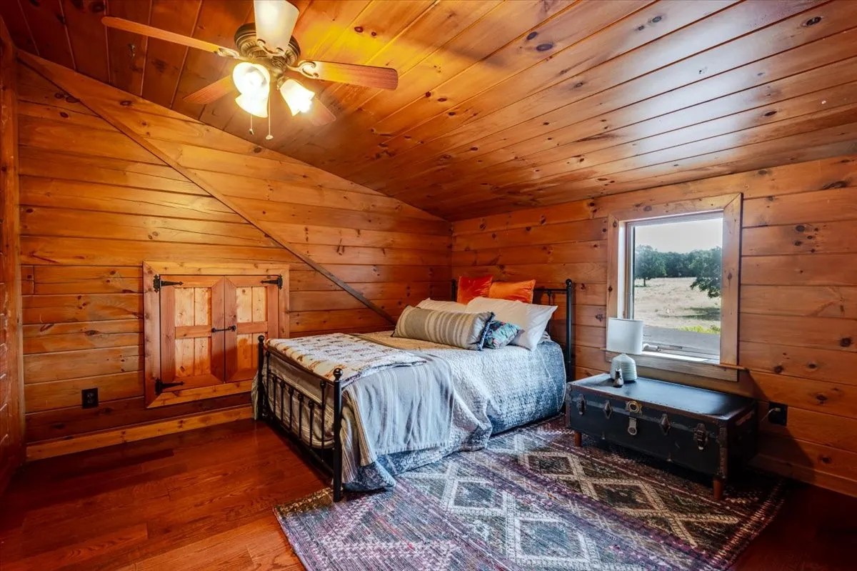 Farm For Sale in Comanche County , 2550 County Road 123, Comanche, Texas 76442, 6 Bedroom, 3 Bathroom, 3 Garage spaces, 2,626 Sqft, built in 2006, mls#21382168, Real Estate Agent in Comanche, Homes For Sale in Comanche county, Homes For Sale in Comanche, Realtor in Comanche Texas, Real Estate Brokerage Independent Realty Texas, Luminita Cordes Realtor
