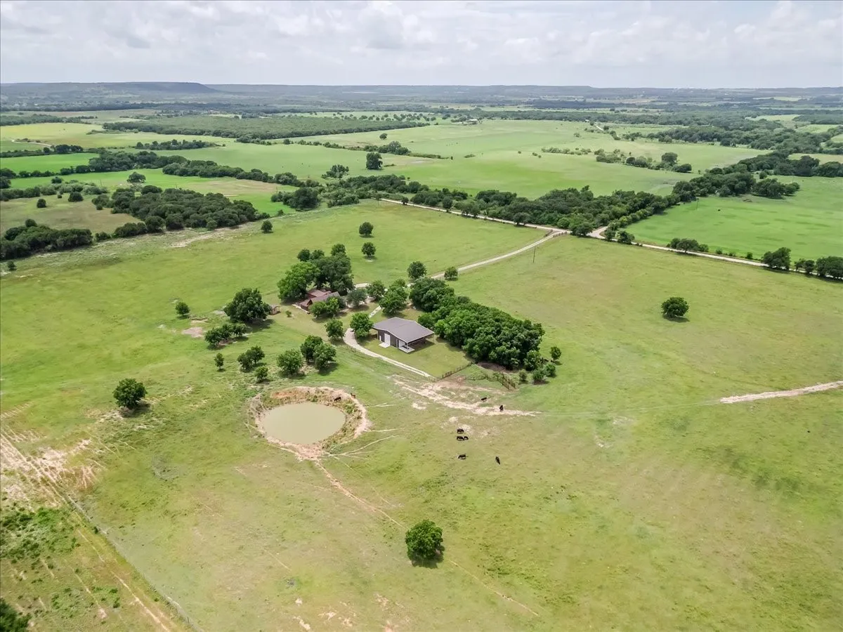 Farm For Sale in Comanche County , 2550 County Road 123, Comanche, Texas 76442, 6 Bedroom, 3 Bathroom, 3 Garage spaces, 2,626 Sqft, built in 2006, mls#21382168, Real Estate Agent in Comanche, Homes For Sale in Comanche county, Homes For Sale in Comanche, Realtor in Comanche Texas, Real Estate Brokerage Independent Realty Texas, Luminita Cordes Realtor