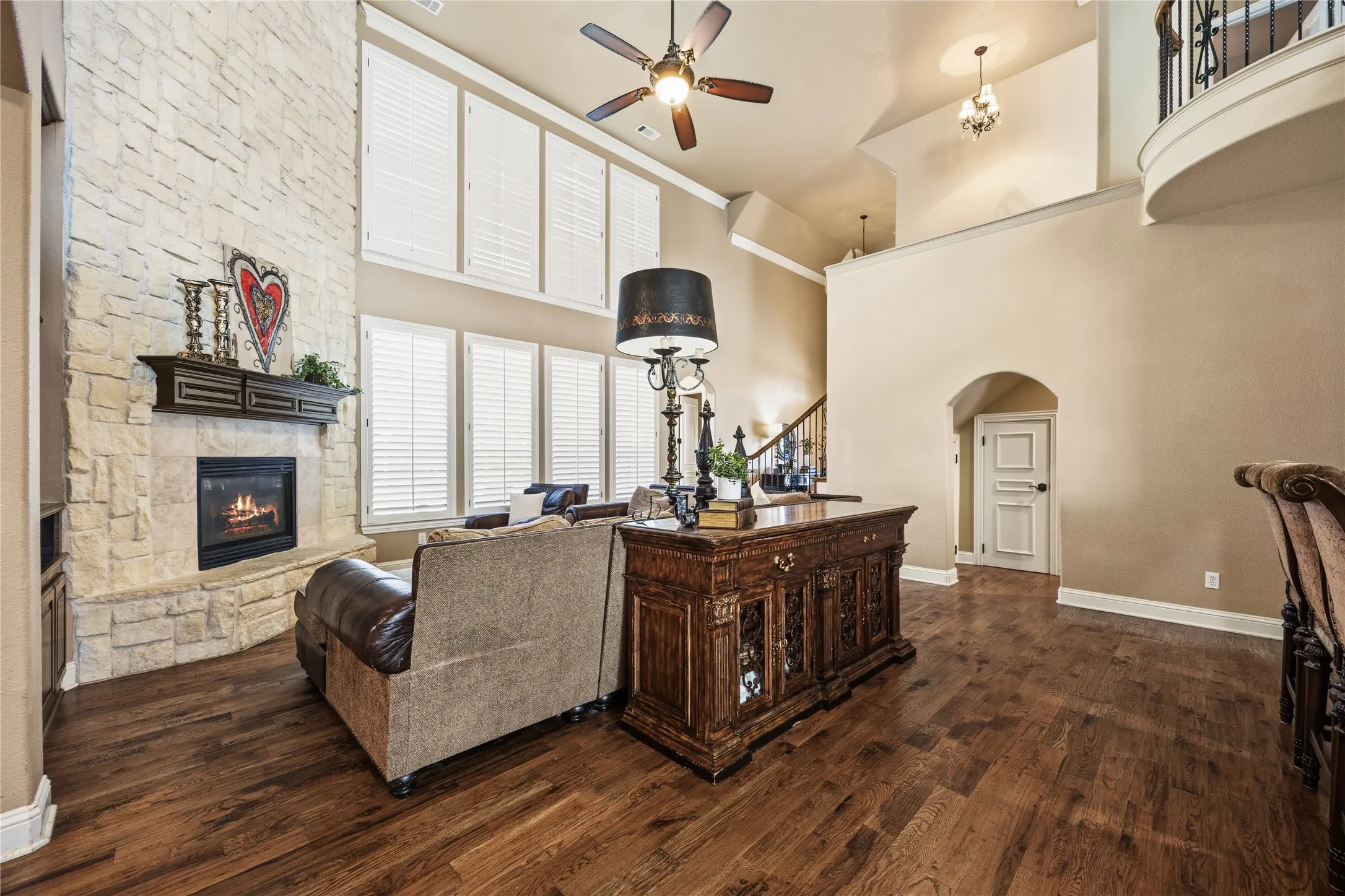 Single Family Residence For Sale in Denton County , 7040 Whisperfield Drive, Plano, Texas 75024, 6 Bedroom, 4 Bathroom, 3 Garage spaces, 4,925 Sqft, built in 2002, mls#21315747, Real Estate Agent in Plano, Homes For Sale in Denton county, Homes For Sale in Plano, Realtor in Plano Texas, Real Estate Brokerage Independent Realty Texas, Luminita Cordes Realtor