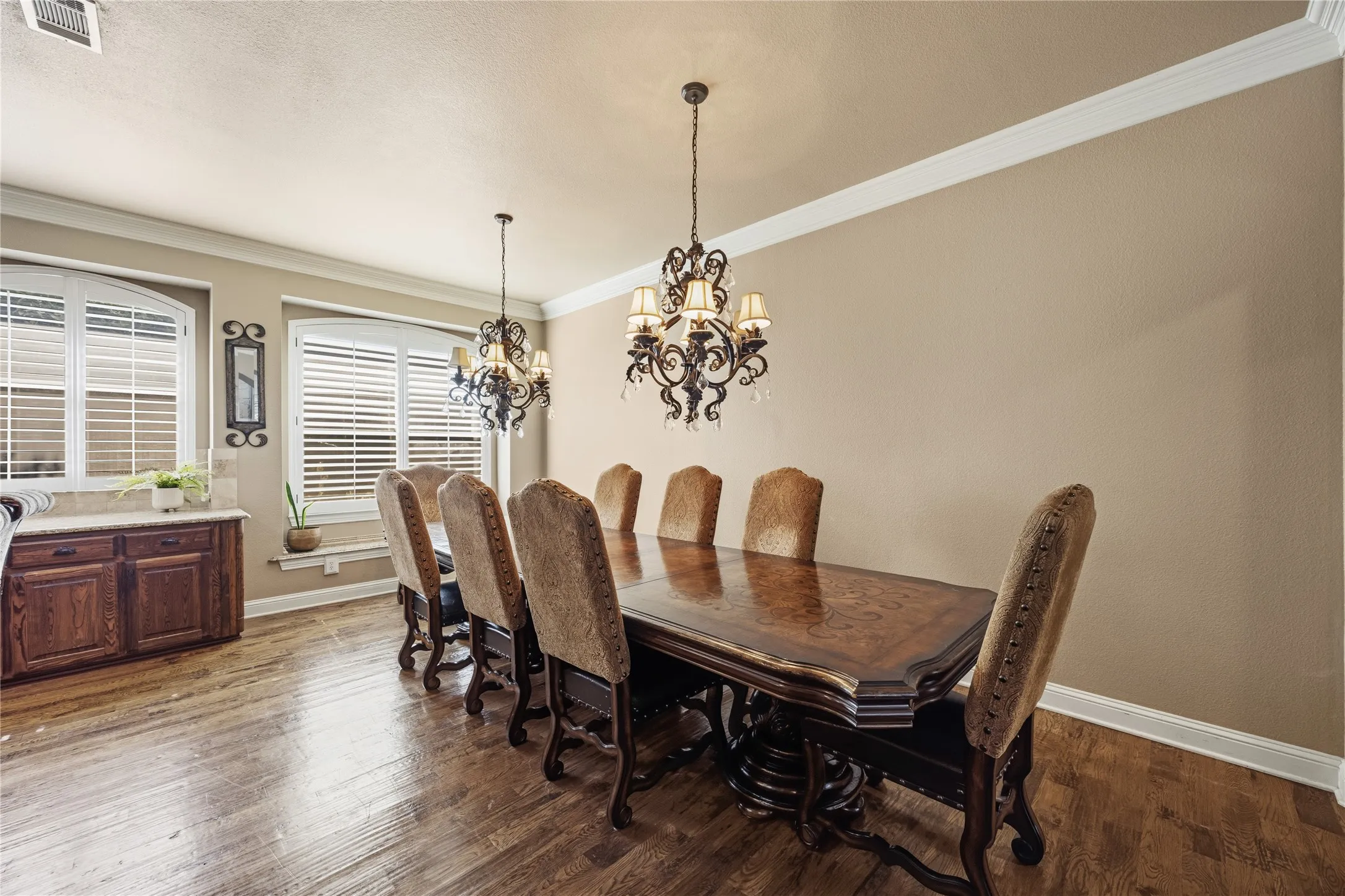 Single Family Residence For Sale in Denton County , 7040 Whisperfield Drive, Plano, Texas 75024, 6 Bedroom, 4 Bathroom, 3 Garage spaces, 4,925 Sqft, built in 2002, mls#21315747, Real Estate Agent in Plano, Homes For Sale in Denton county, Homes For Sale in Plano, Realtor in Plano Texas, Real Estate Brokerage Independent Realty Texas, Luminita Cordes Realtor