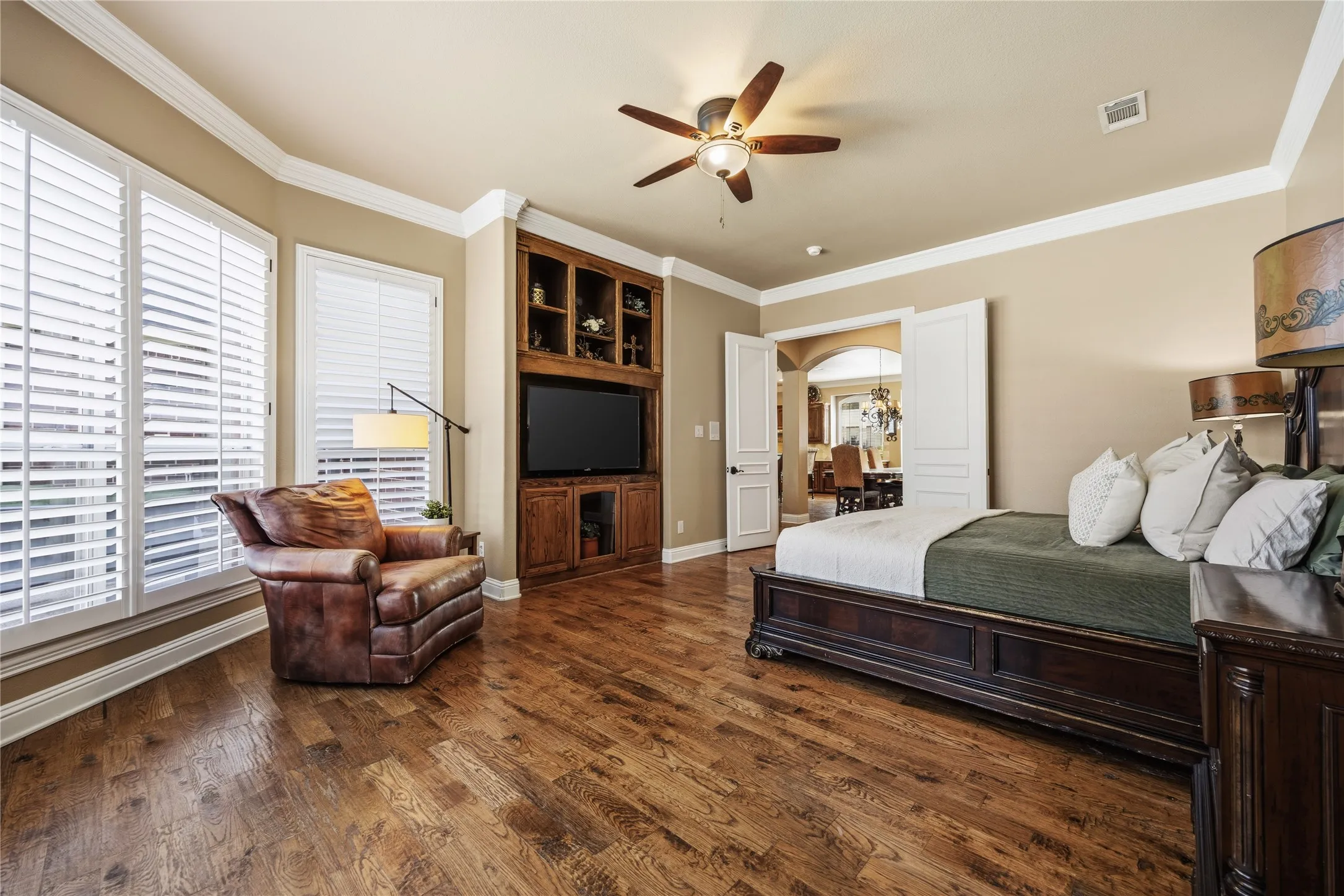 Single Family Residence For Sale in Denton County , 7040 Whisperfield Drive, Plano, Texas 75024, 6 Bedroom, 4 Bathroom, 3 Garage spaces, 4,925 Sqft, built in 2002, mls#21315747, Real Estate Agent in Plano, Homes For Sale in Denton county, Homes For Sale in Plano, Realtor in Plano Texas, Real Estate Brokerage Independent Realty Texas, Luminita Cordes Realtor